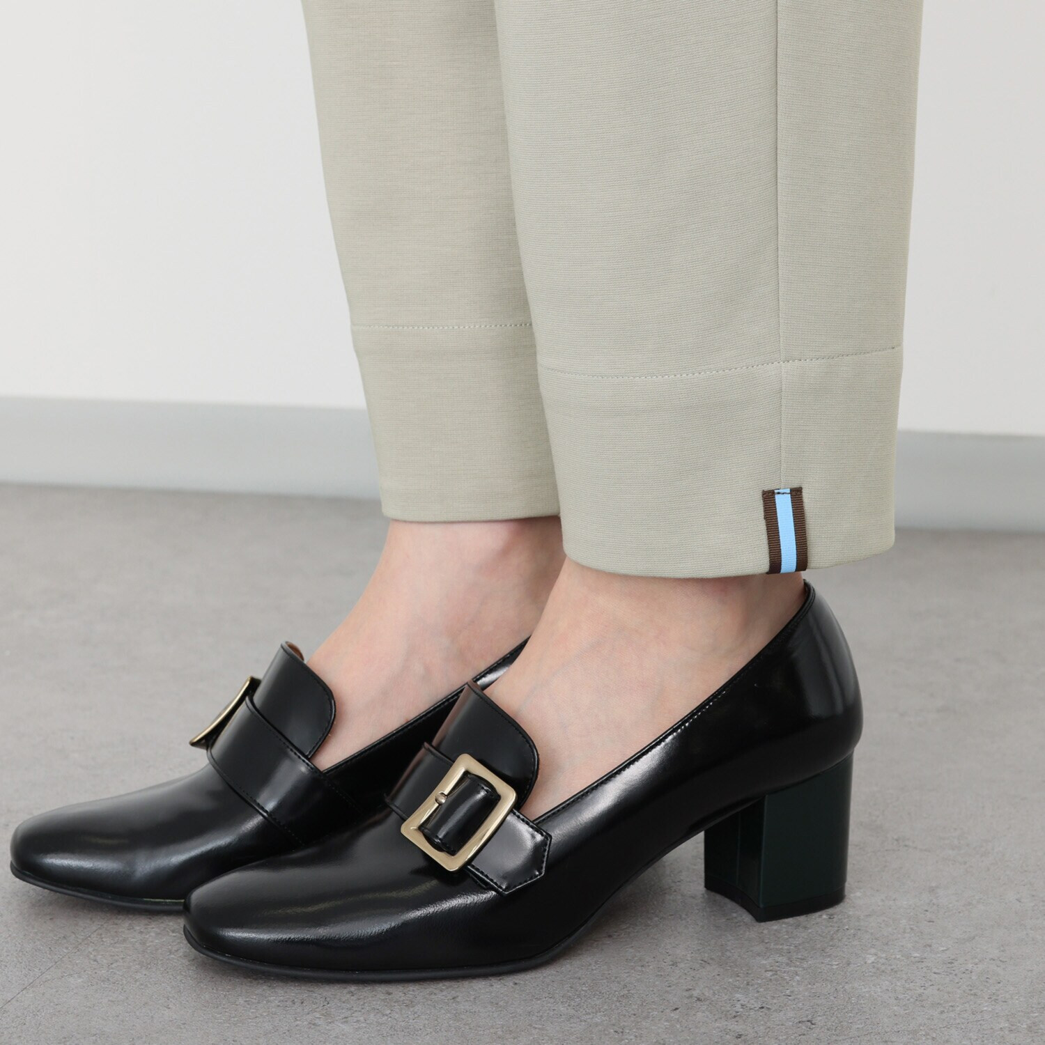 ホリーズ　アズ コンフォートパンツ