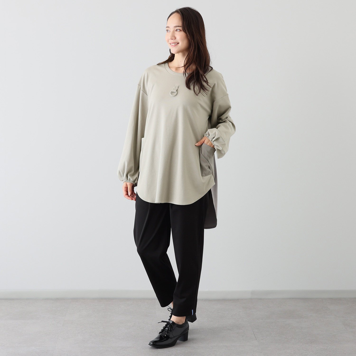 ホリーズ　アズ コンフォートパンツ