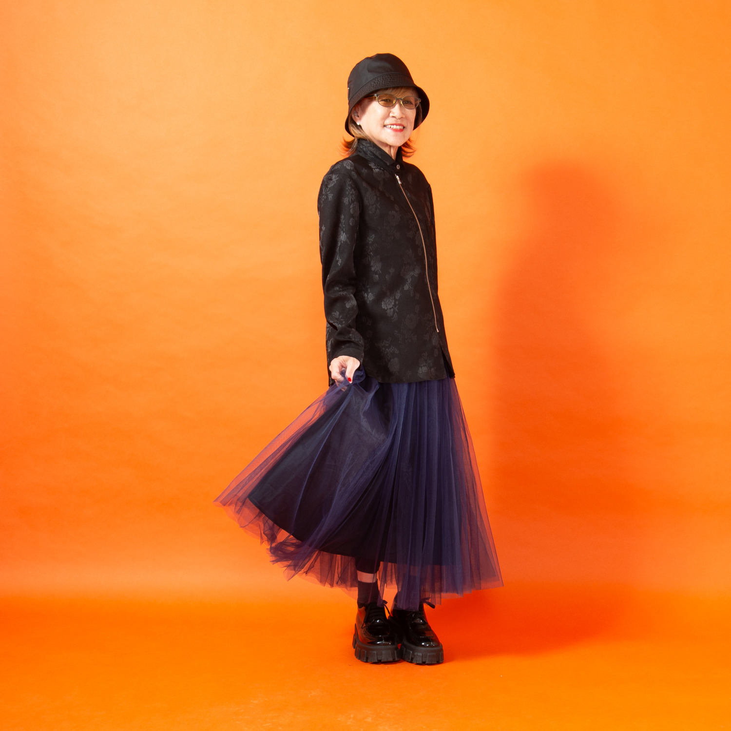 ミニマライズプラス 柔らかでしなやか 軽さと立体感を演出 濃淡カラー チュールスカート