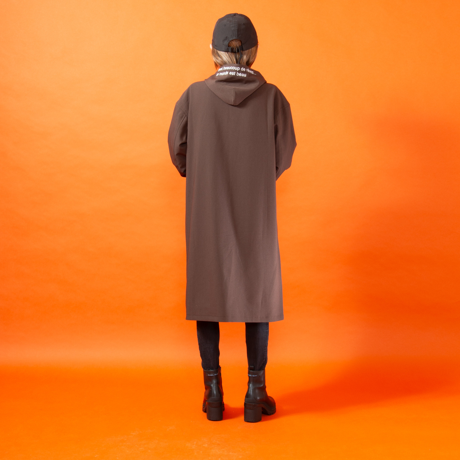 ミニマライズプラス 気軽に羽織って 上品な大人の スタイリッシュな ロングパーカー