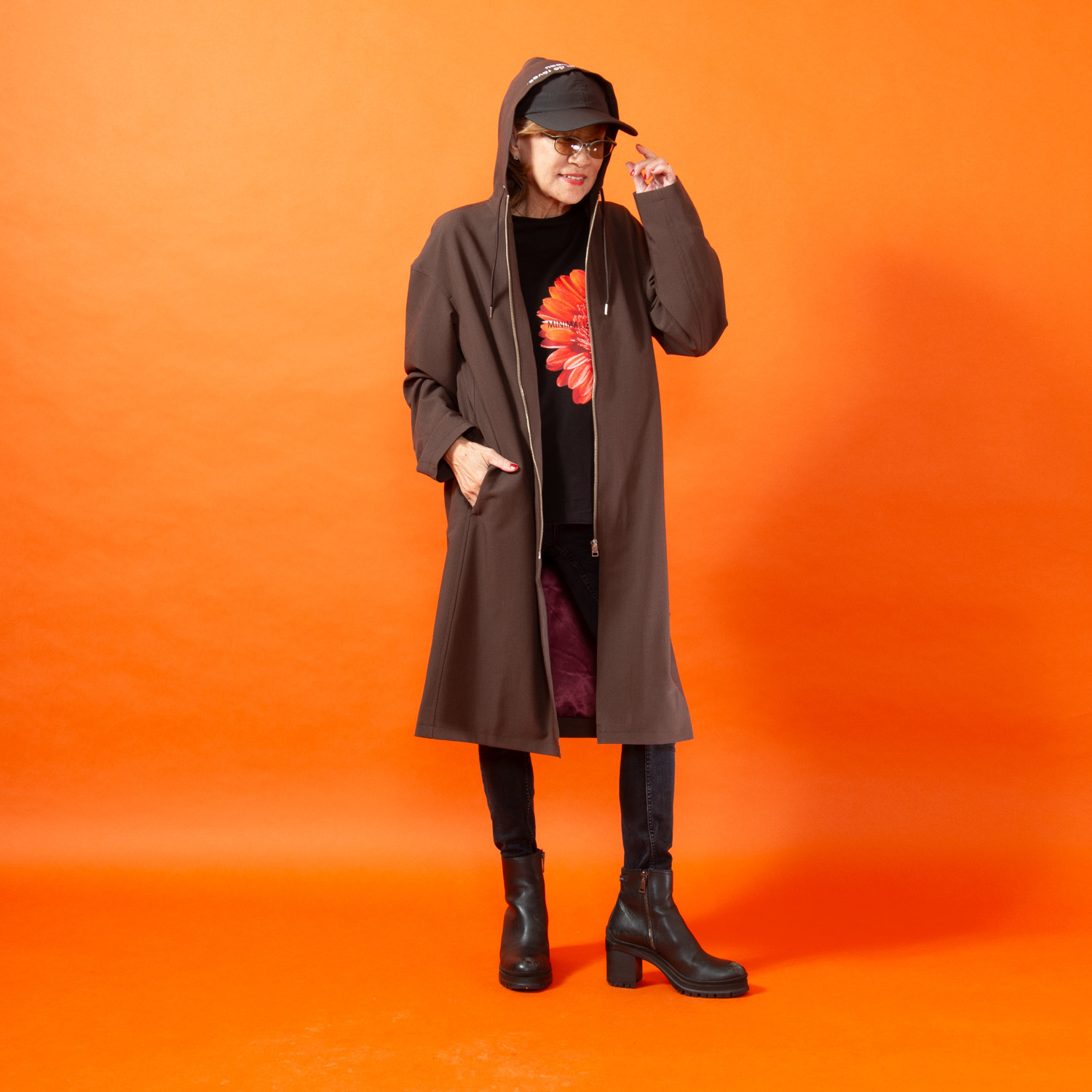 ミニマライズプラス 気軽に羽織って 上品な大人の スタイリッシュな ロングパーカー