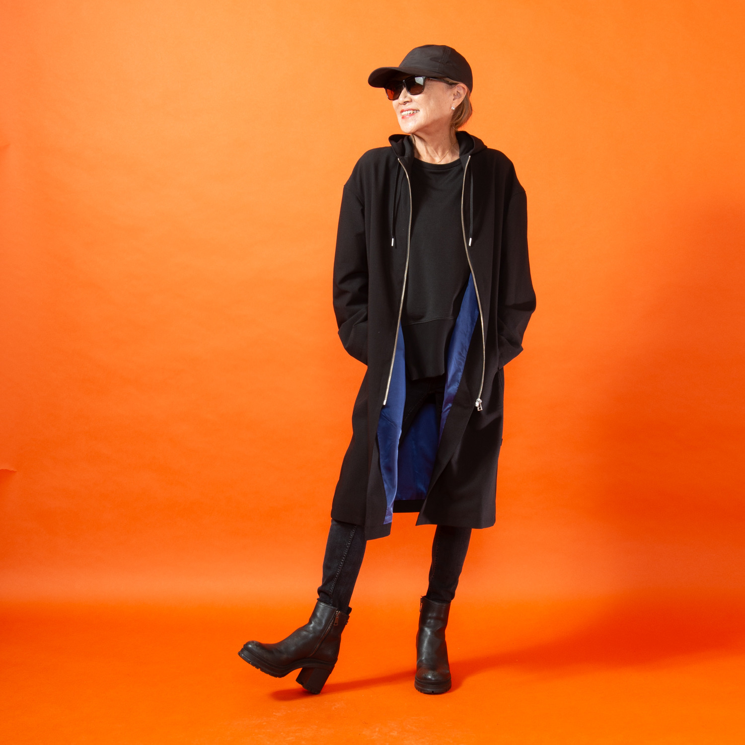 ミニマライズプラス 気軽に羽織って 上品な大人の スタイリッシュな ロングパーカー