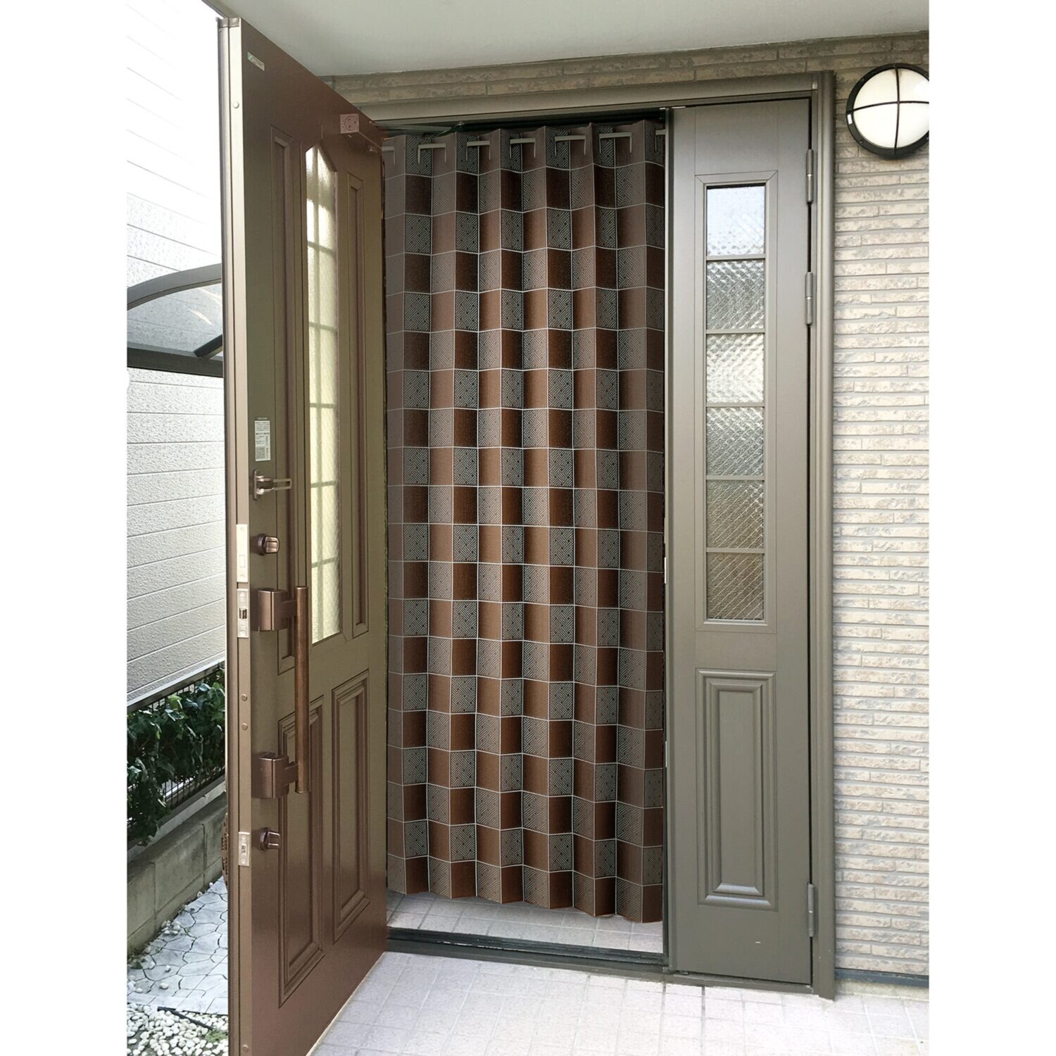 簡単設置 冷暖房の省エネ対策にも ハサミでカットできる 間仕切り断熱 アコーディオンのれん 同色２枚セット