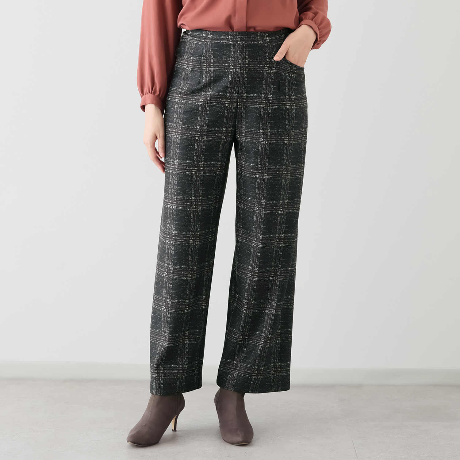 ピーツー チェックプリント 裏微起毛セミワイドパンツ