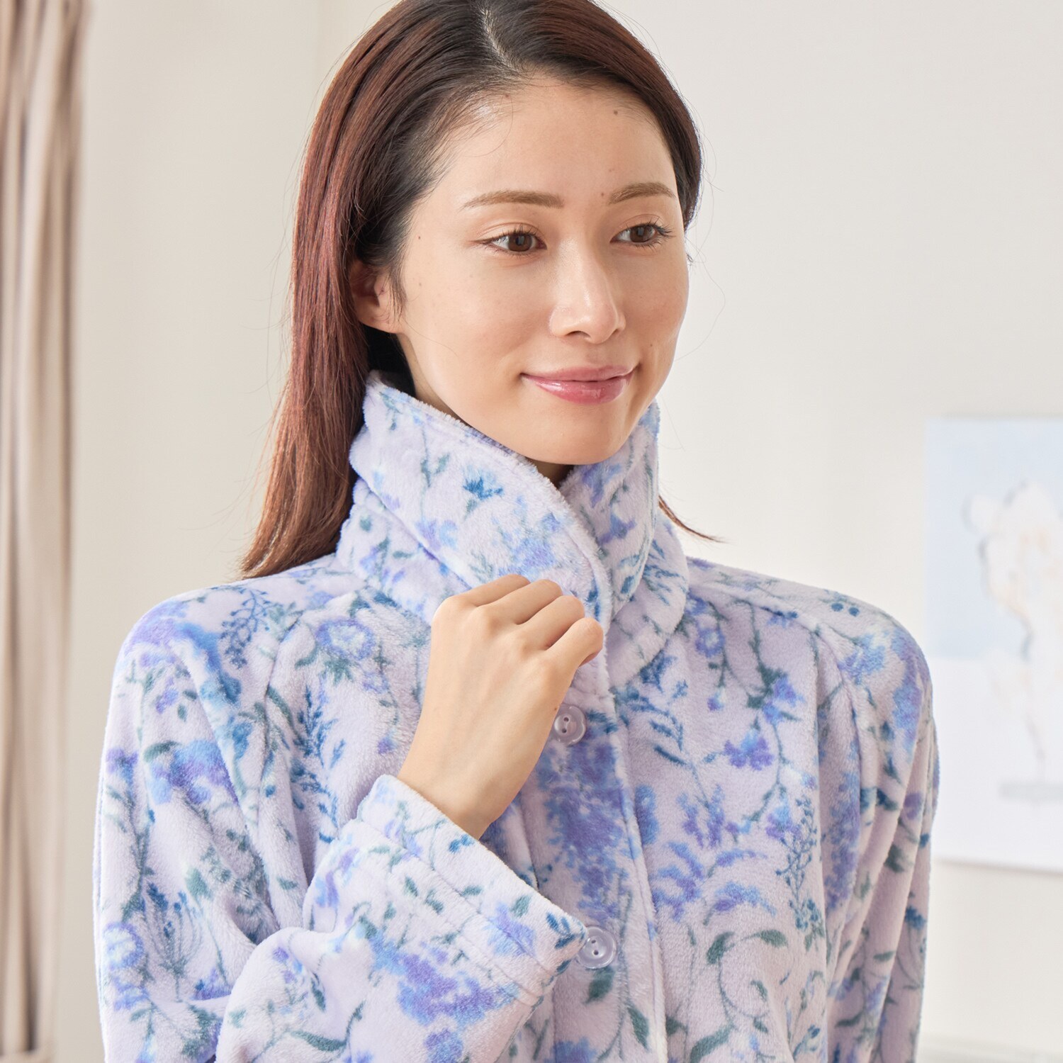 ｎｉｓｈｉｋａｗａ 軽くてフワフワタッチ 首元・お腹あったか ラグランスリーブパジャマ