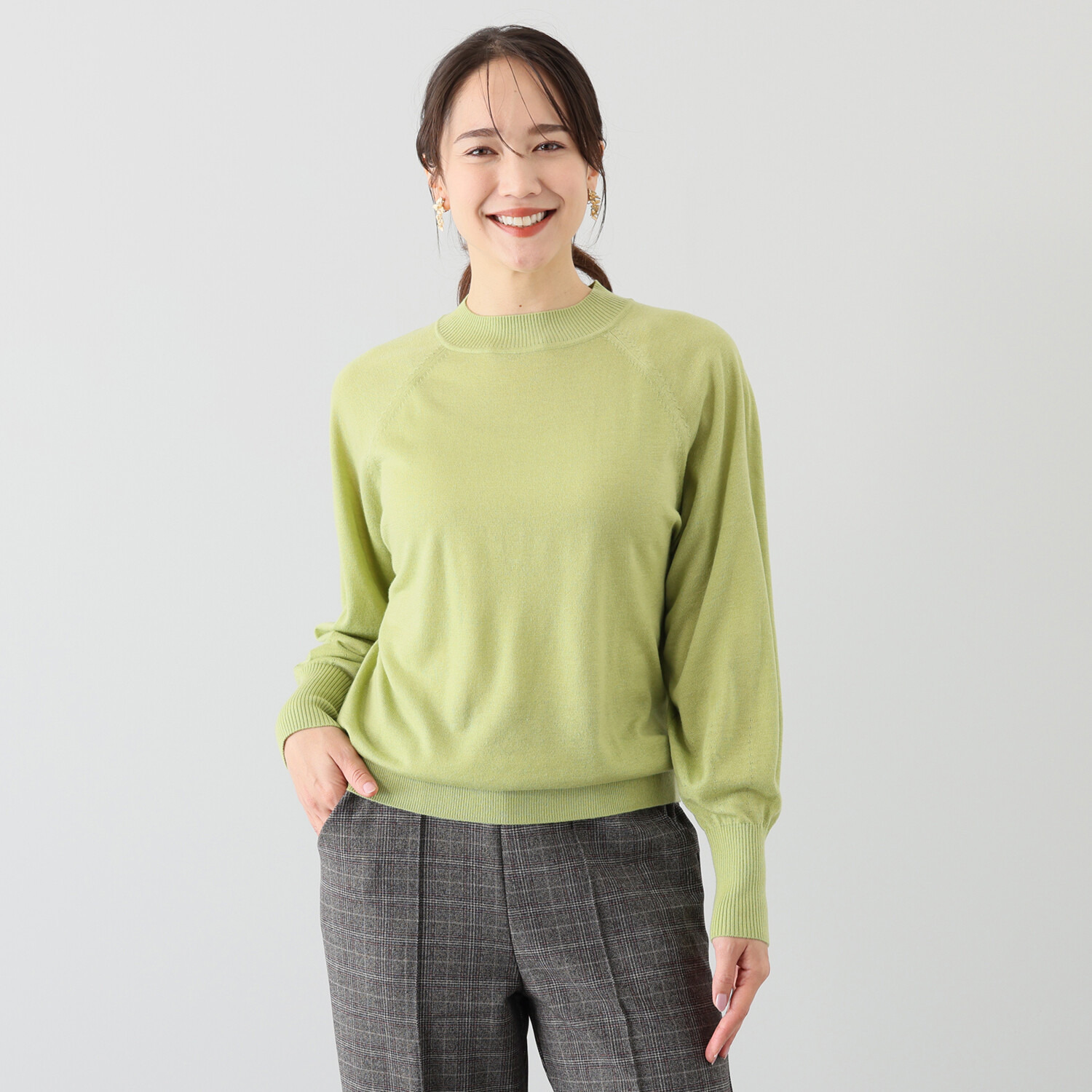 元町ゼラール なめらか＆きれい見え ハイゲージで編み立てた ふんわりスリーブ プルオーバー