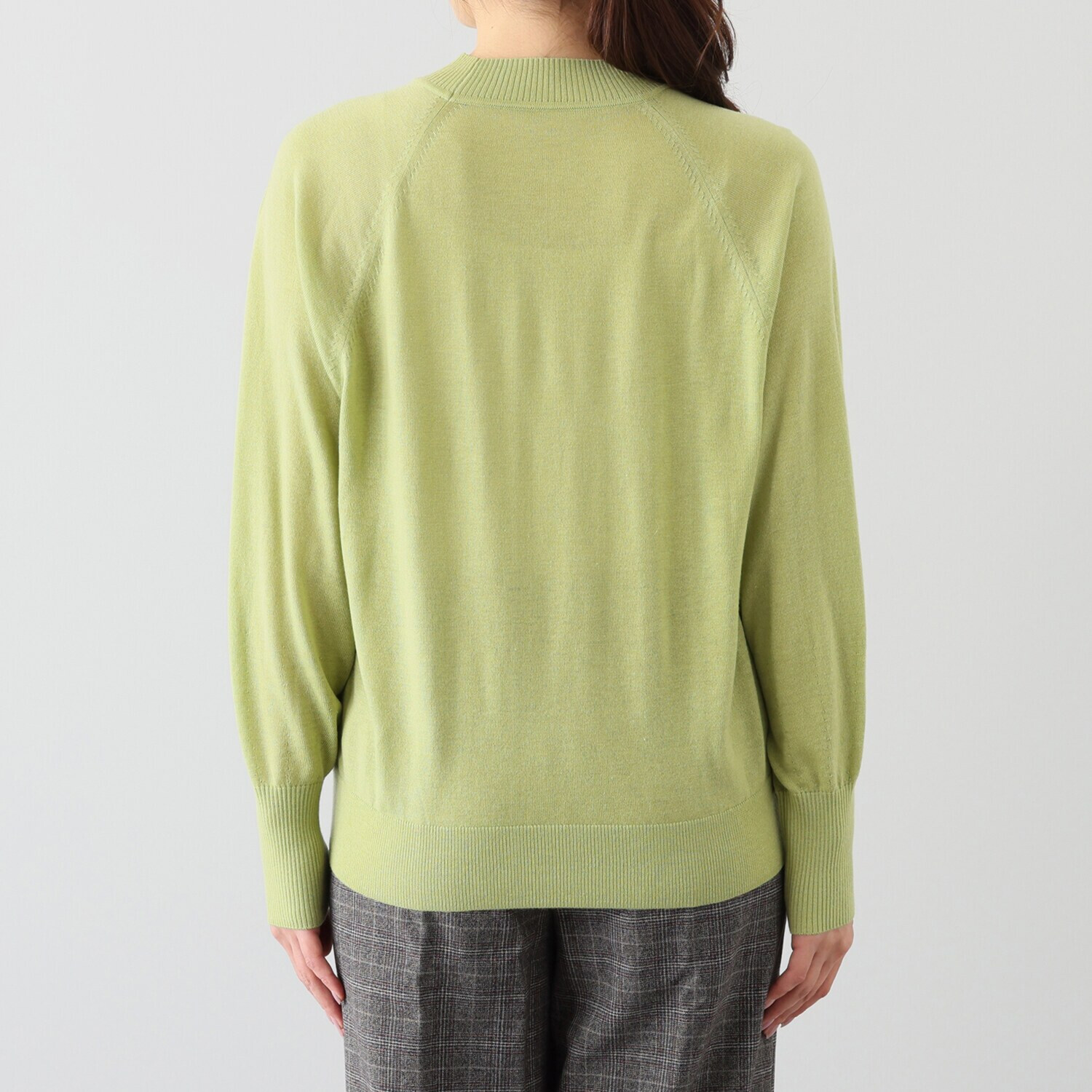 元町ゼラール なめらか＆きれい見え ハイゲージで編み立てた ふんわりスリーブ プルオーバー