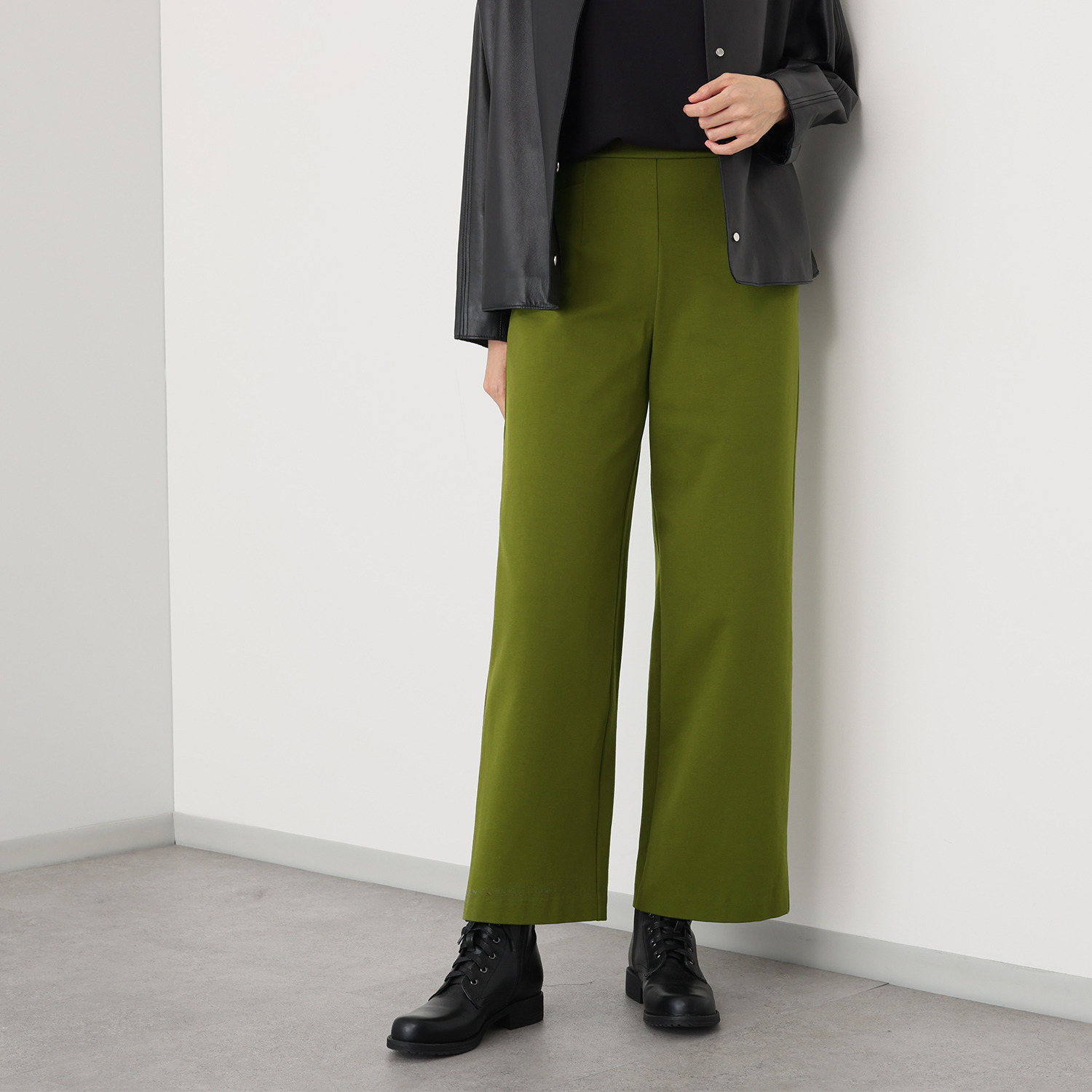 上質ごこち 吸湿発熱 プレミアム雅山（Ｒ） ワイドパンツ ＜股下７０ｃｍ＞