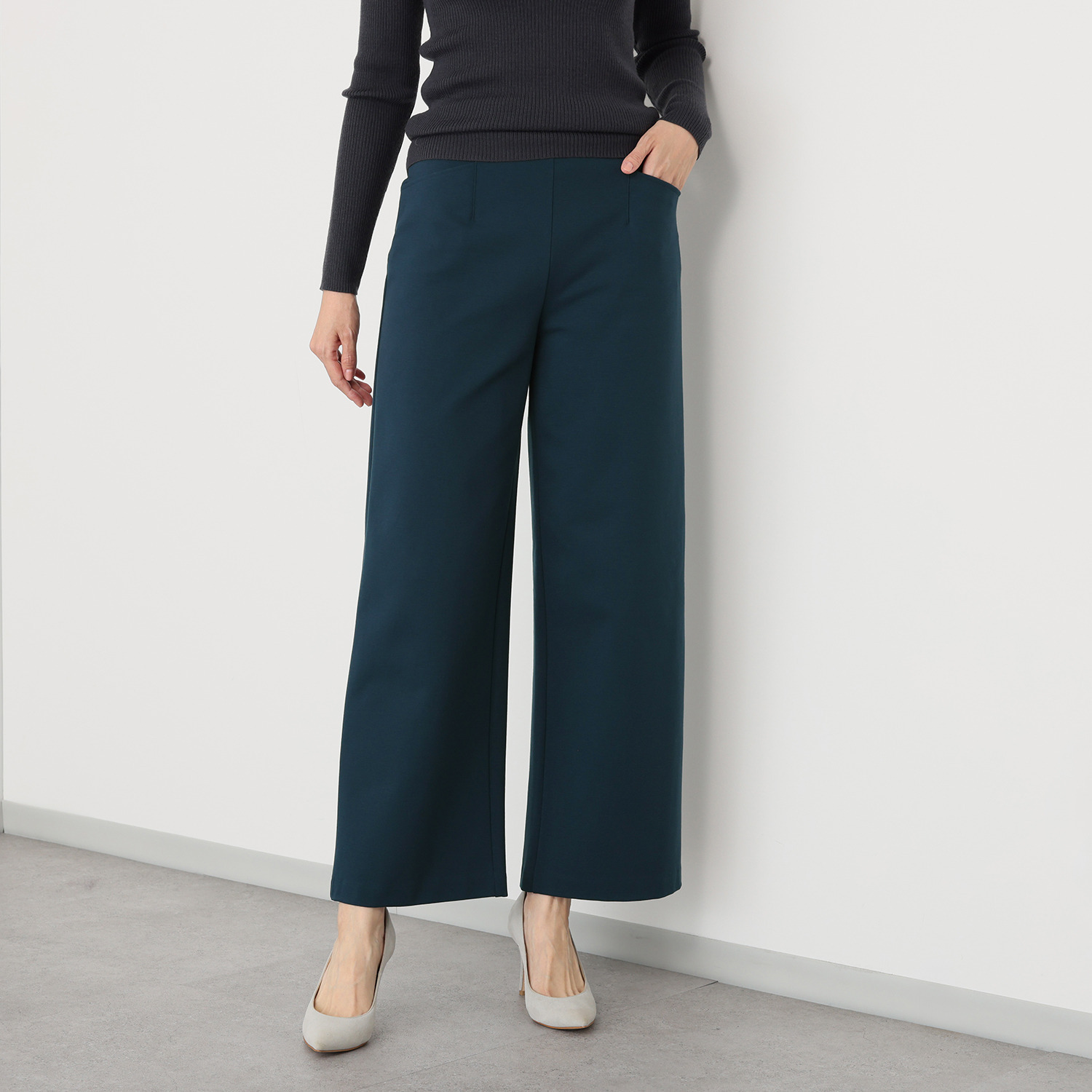 上質ごこち 吸湿発熱 プレミアム雅山（Ｒ） ワイドパンツ ＜股下７０ｃｍ＞