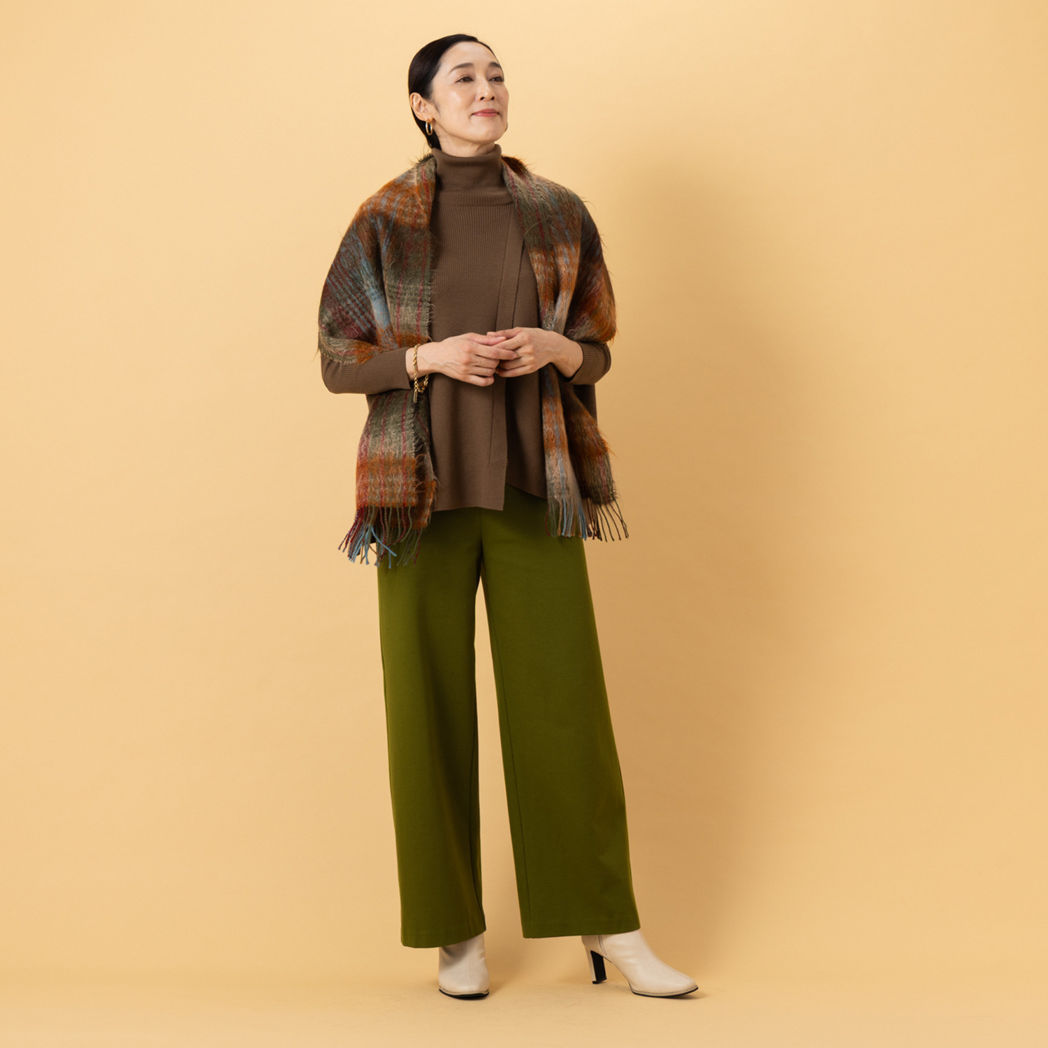 上質ごこち 吸湿発熱 プレミアム雅山（Ｒ） ワイドパンツ ＜股下７０ｃｍ＞