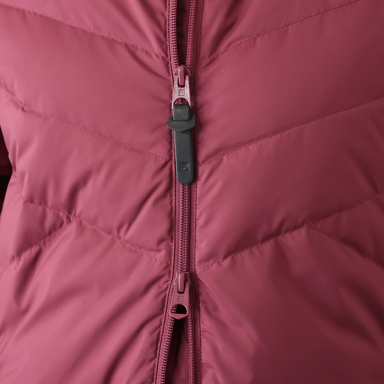 フィラ はっ水・防風 柔らかくしなやかな着心地 スペシャルダウンコート