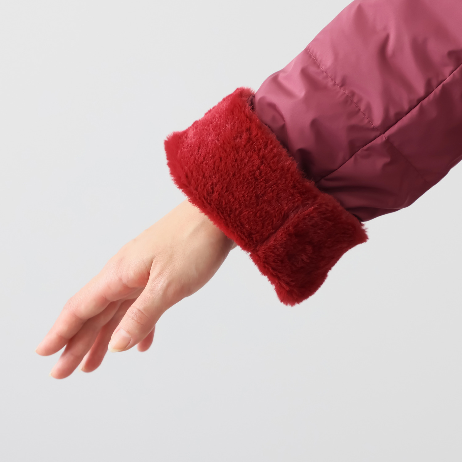 フィラ はっ水・防風 柔らかくしなやかな着心地 スペシャルダウンコート