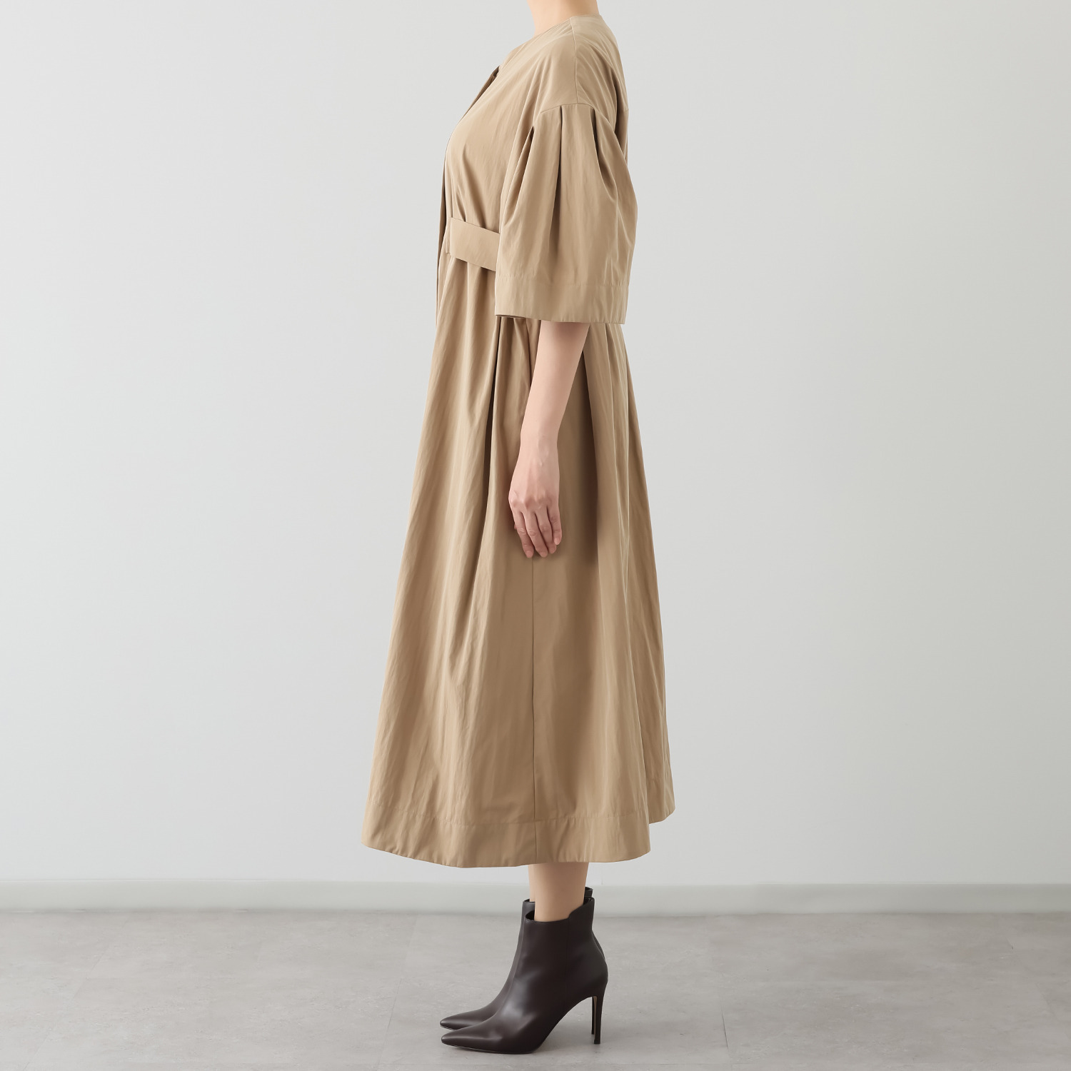 アットランティーヴァ アリア ウエストタック ドレスコート