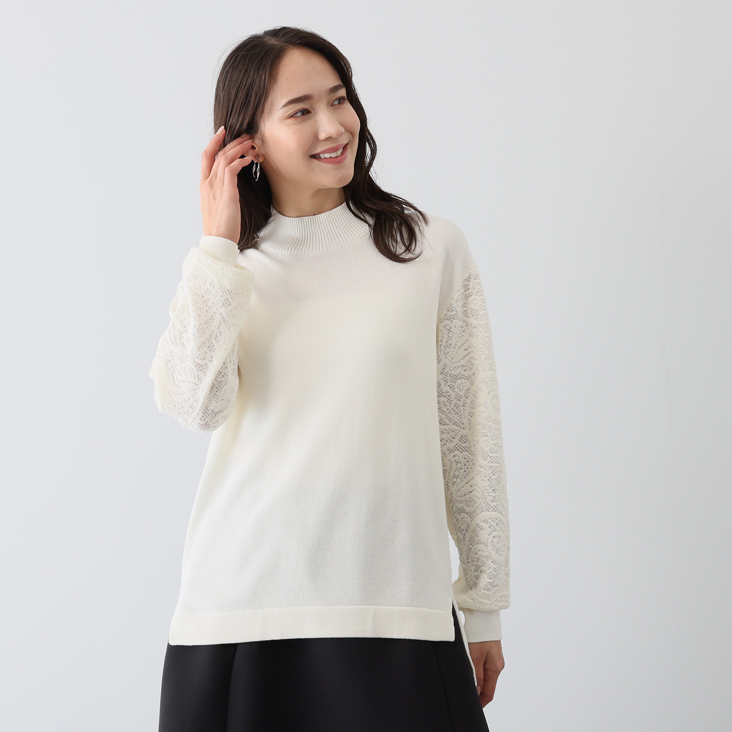 アットランティーヴァ アリア レーススリーブ ニットブラウス