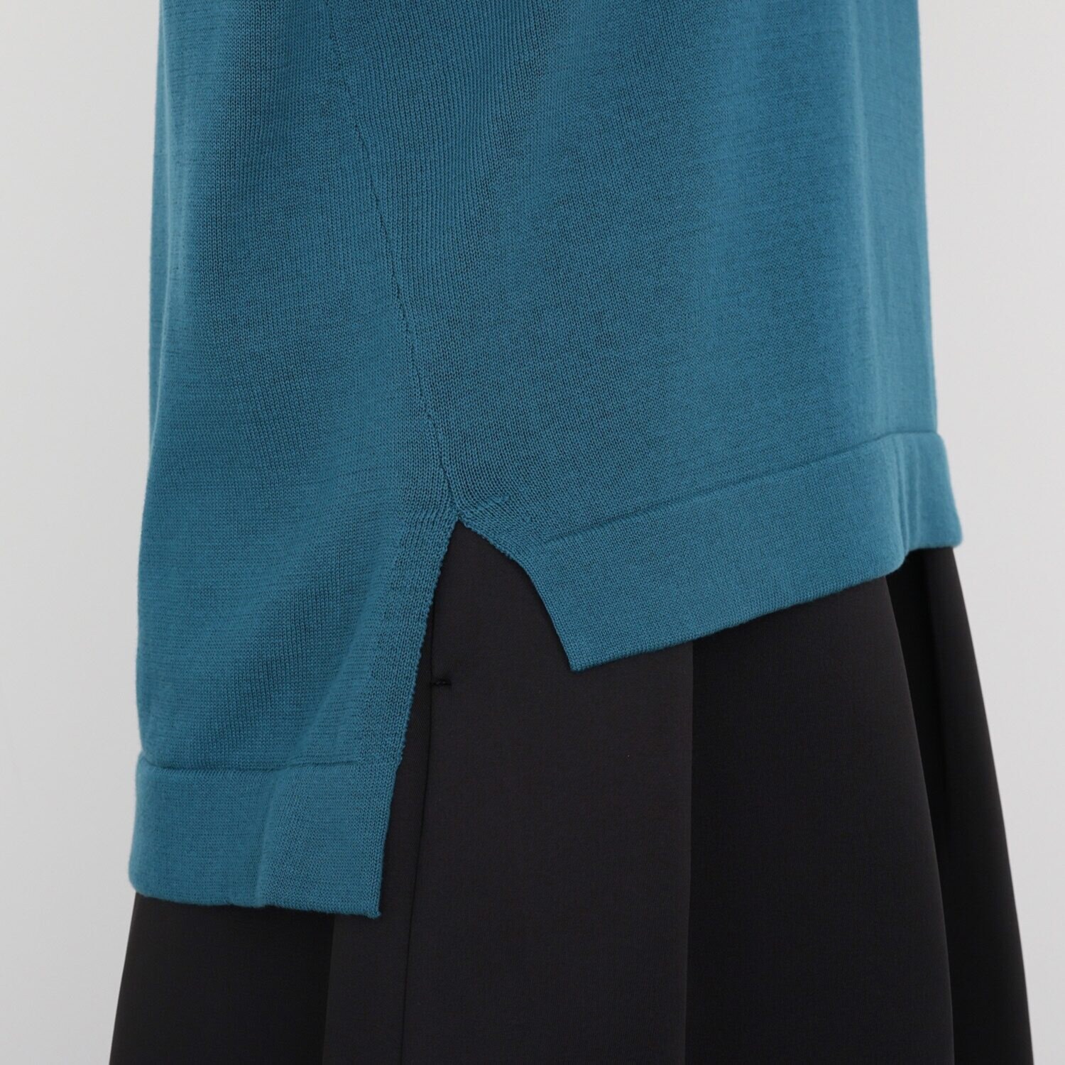 アットランティーヴァ アリア レーススリーブ ニットブラウス