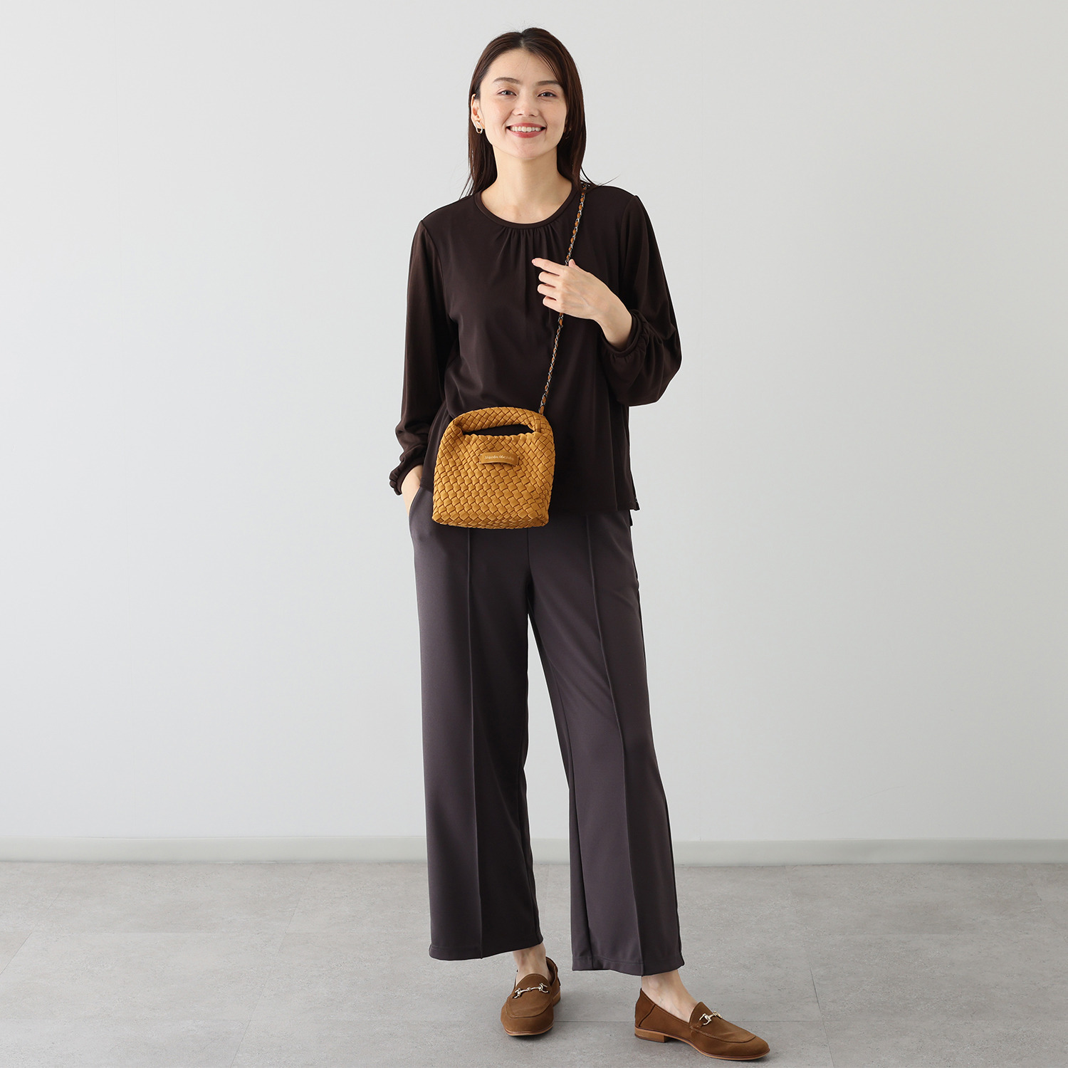 アットランティーヴァ アリア ポーチ付 メッシュミニバッグ