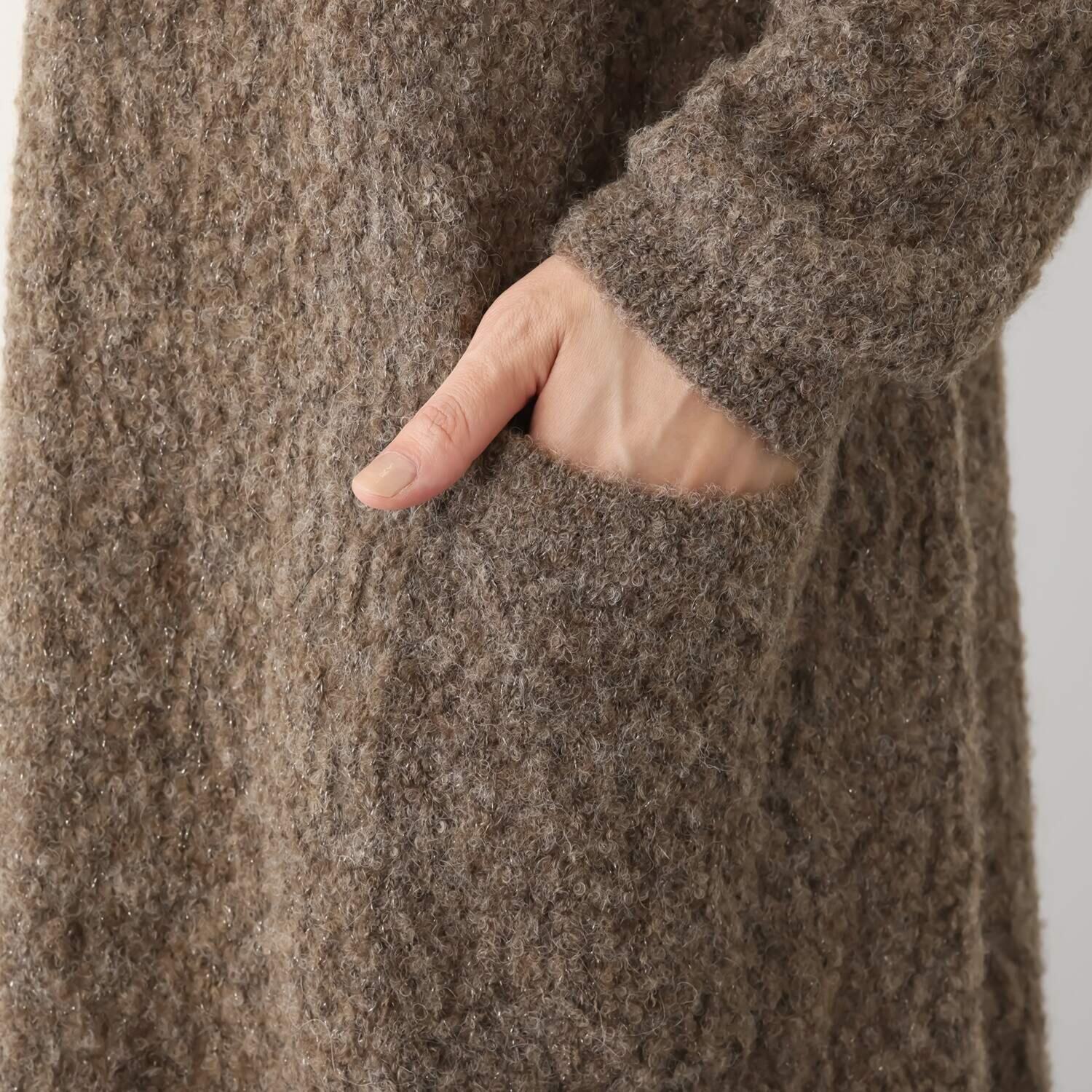 アズイズ　ビーマイセルフ バイ　ネイチャーズ ベビーアルパカ混ブークレ ラメ使い 透かし柄コーディガン