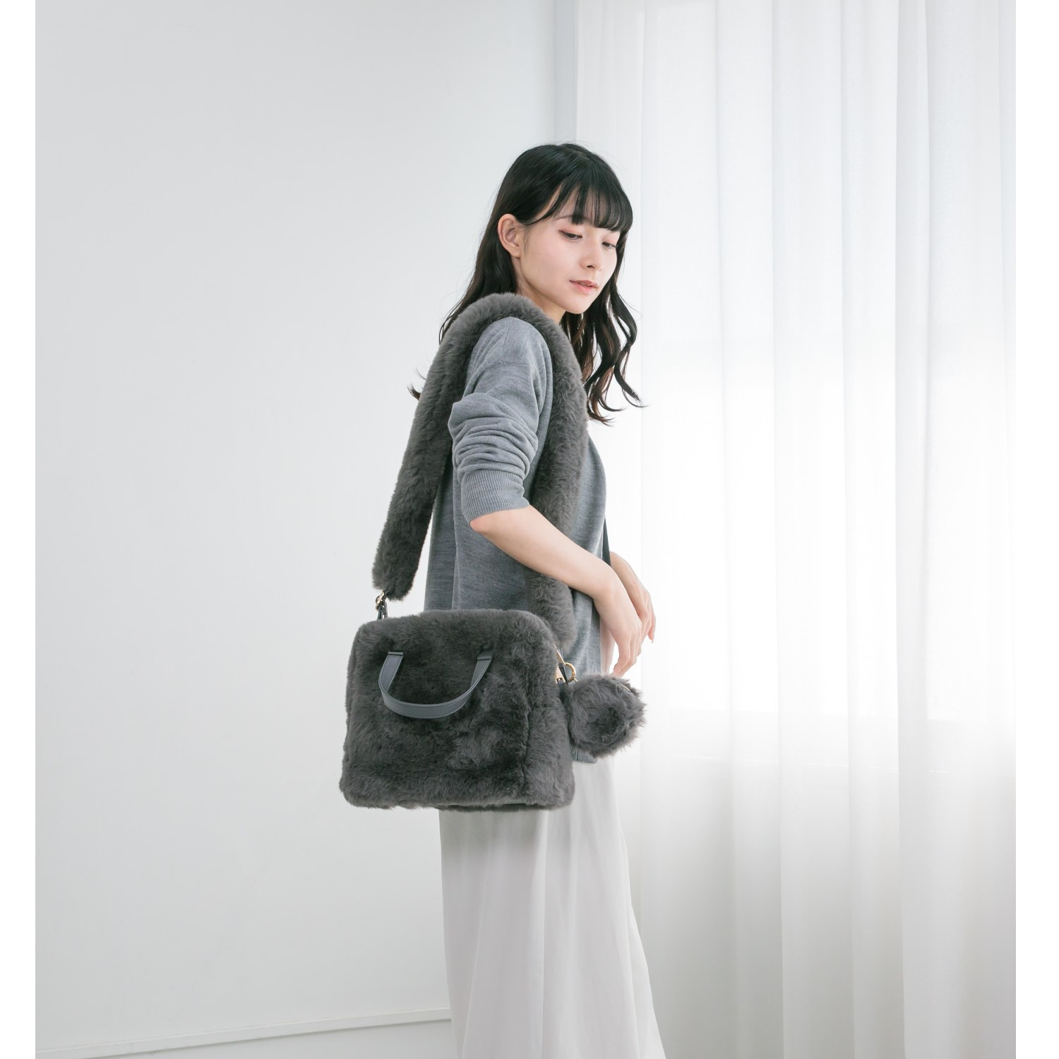 エイディア 毛並みふわふわ フェイクファー ２ウェイバッグ