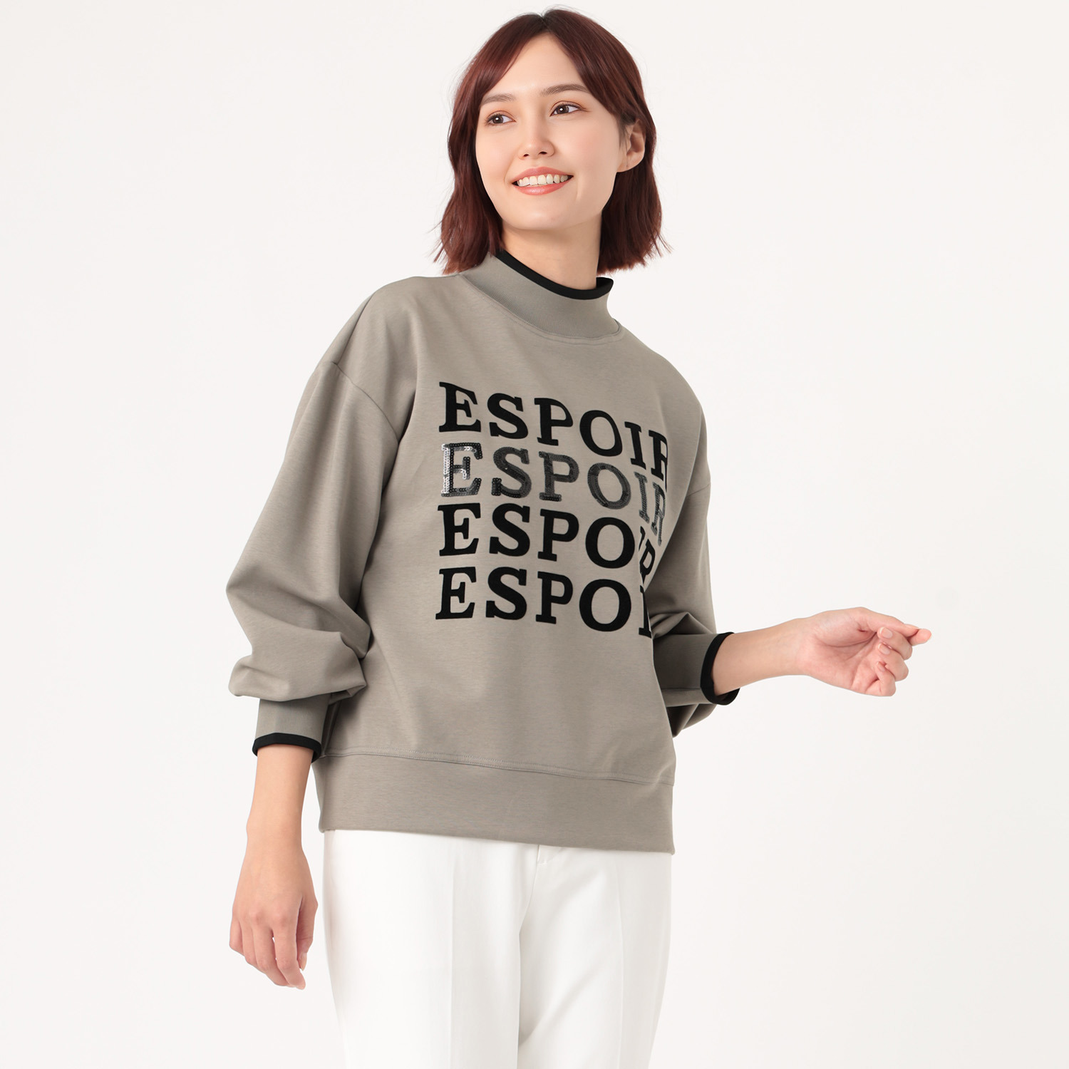 スタイル・ラヴィー フロッキーロゴ アクセント ダンボールニット プルオーバー