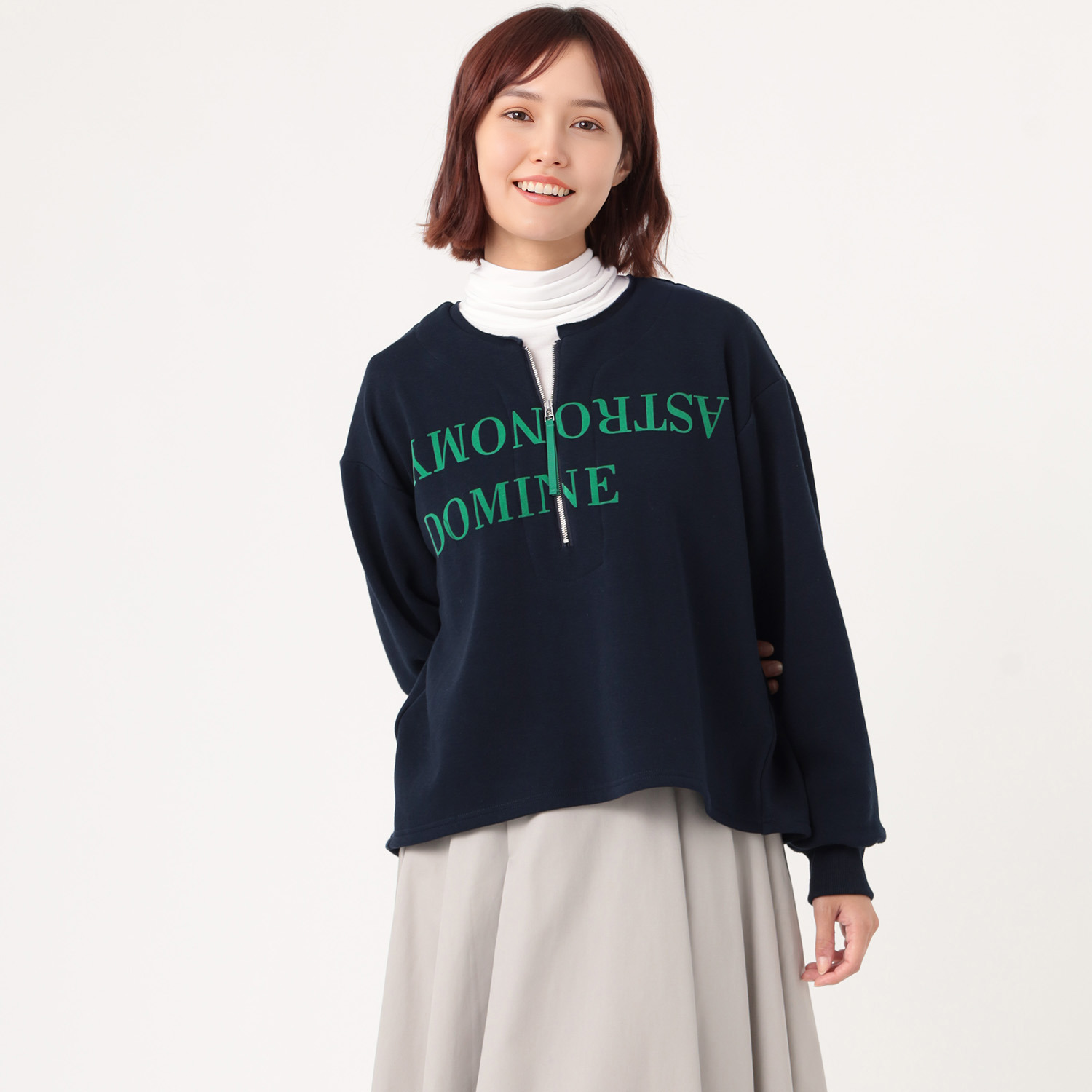 スタイル・ラヴィー フロッキーロゴ アクセント 裏ボアプルオーバー