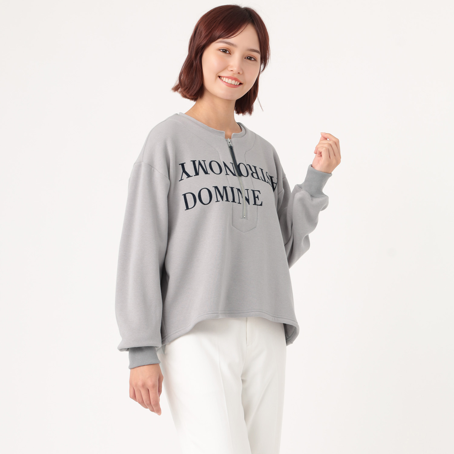 スタイル・ラヴィー フロッキーロゴ アクセント 裏ボアプルオーバー