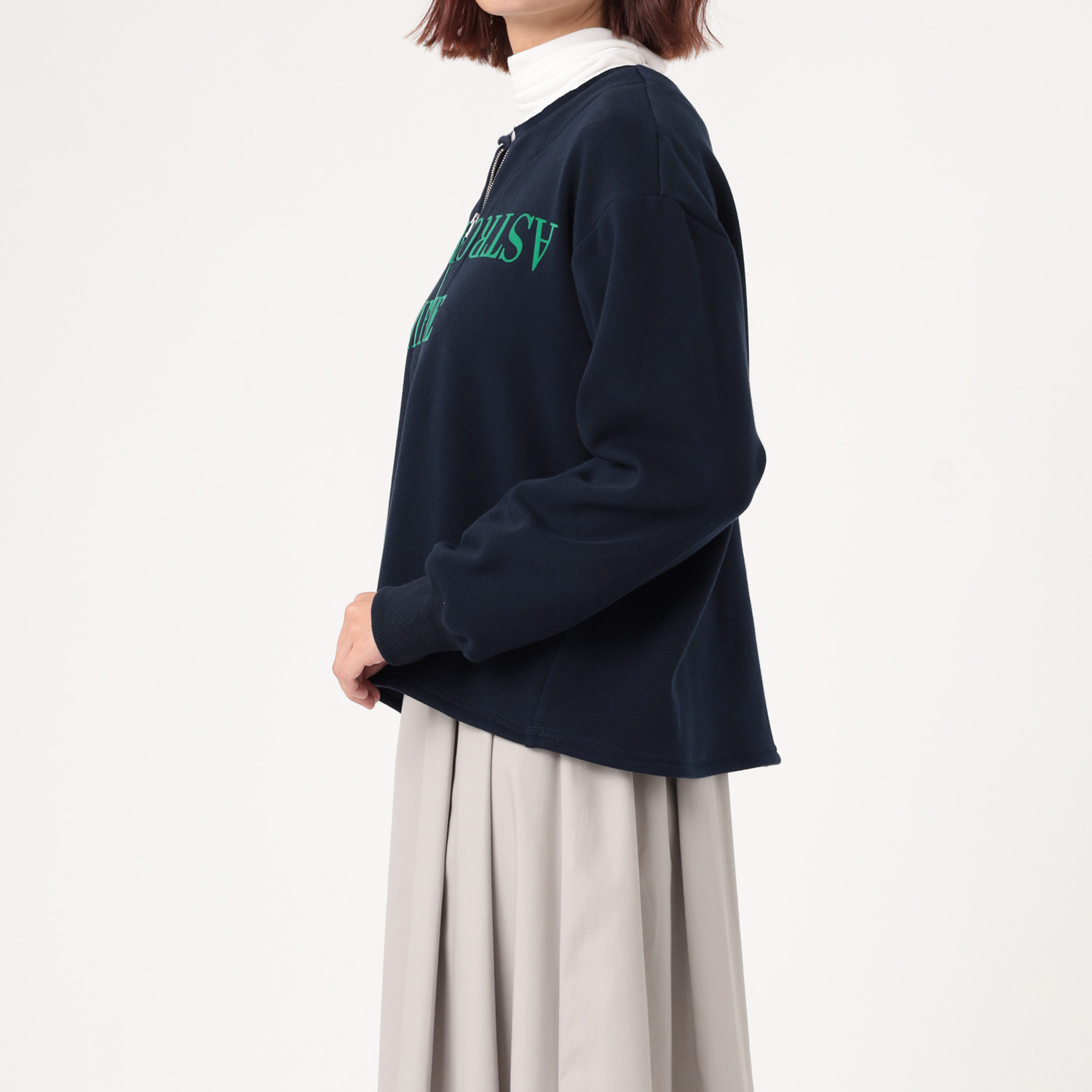 スタイル・ラヴィー フロッキーロゴ アクセント 裏ボアプルオーバー