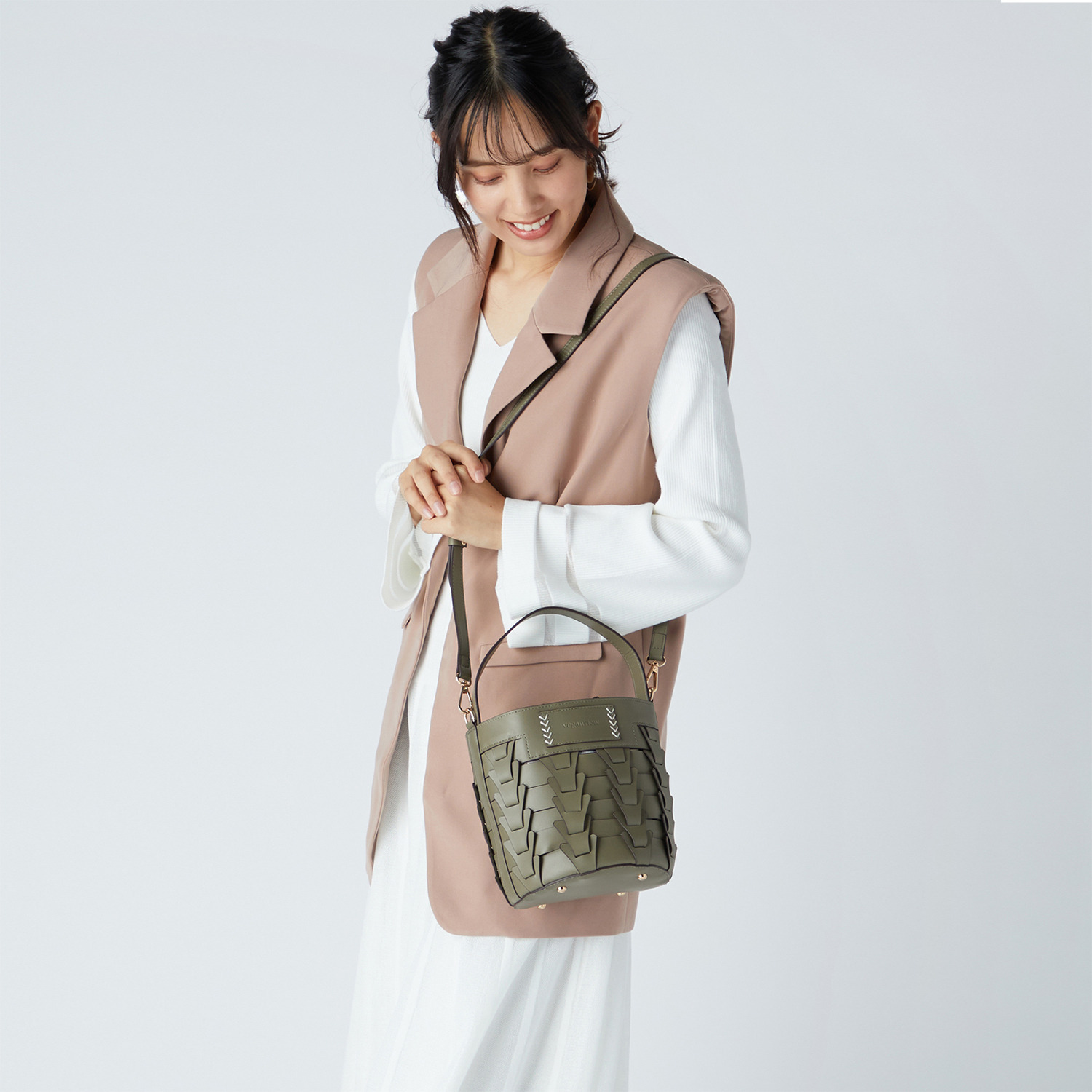 ヴィーガンヴュー Ｖメッシュ バケツ型 ２ウェイバッグ