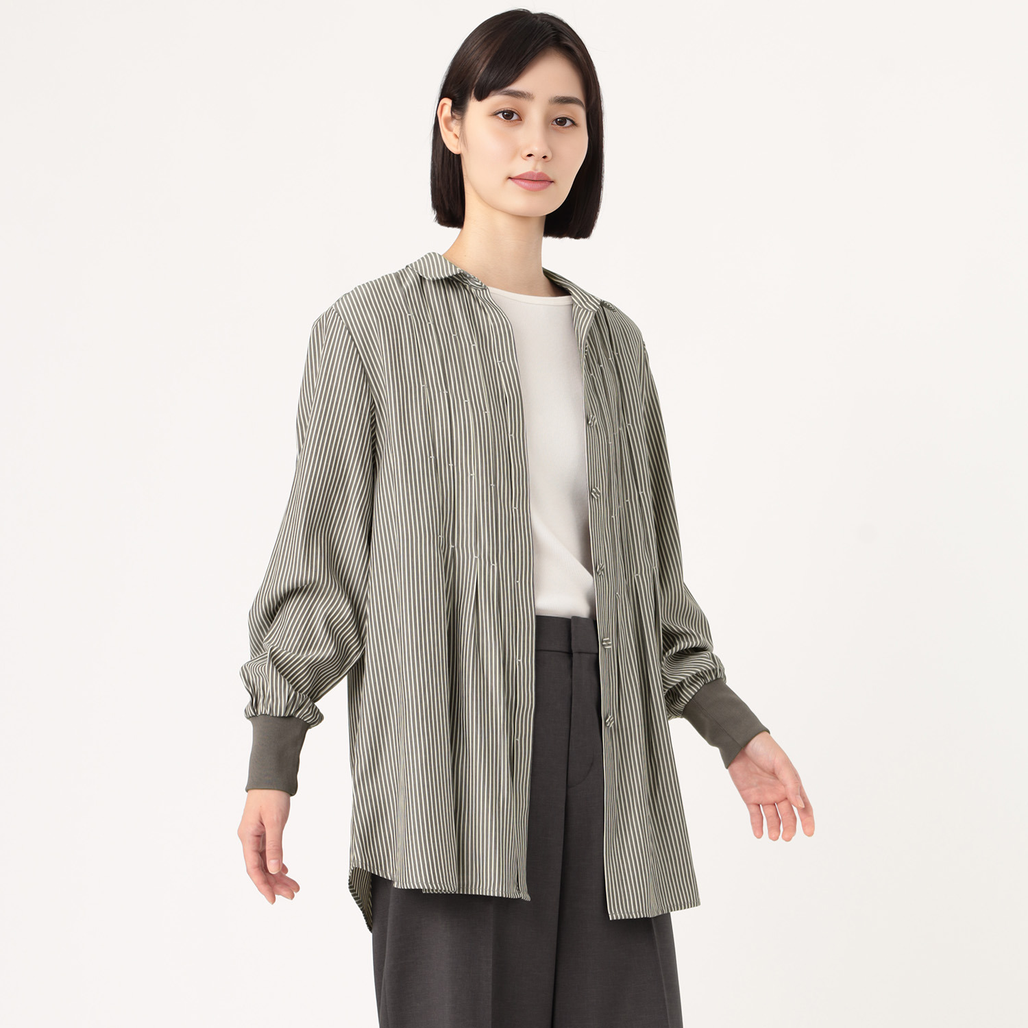 ダジュール タックデザイン ストライプブラウス