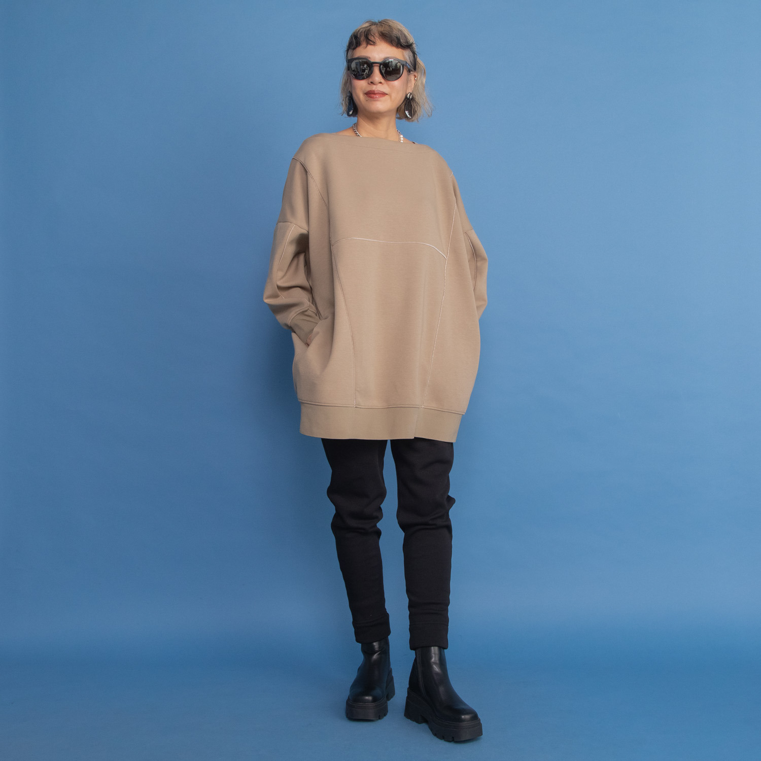 ヨーコモリモト べロアパイピングで カジュアルを格上げ デザインチュニック