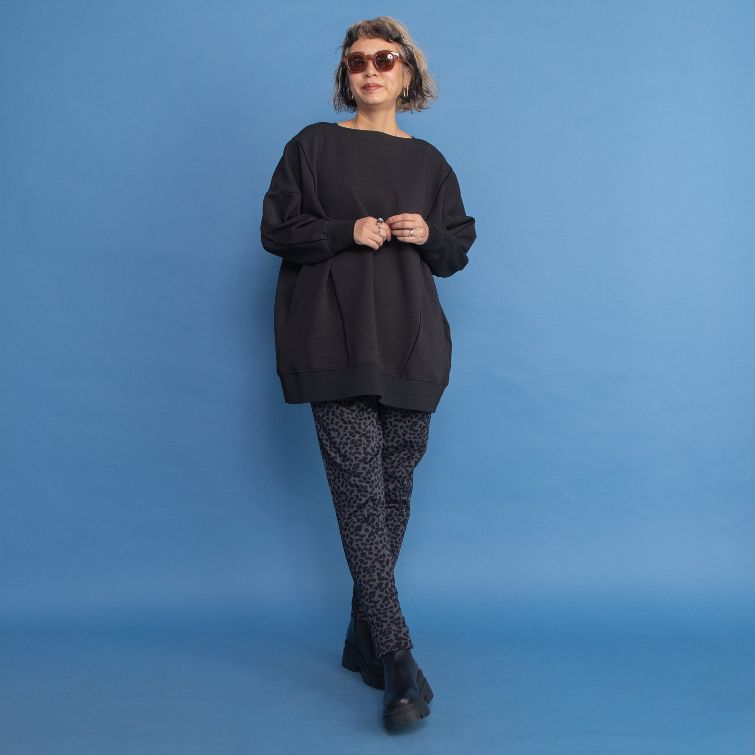 ヨーコモリモト べロアパイピングで カジュアルを格上げ デザインチュニック