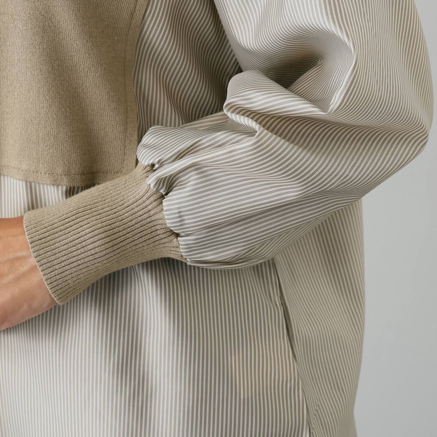 マイジュジュ 一枚で決まる！ ニットジレ レイヤード風 ストライプチュニック