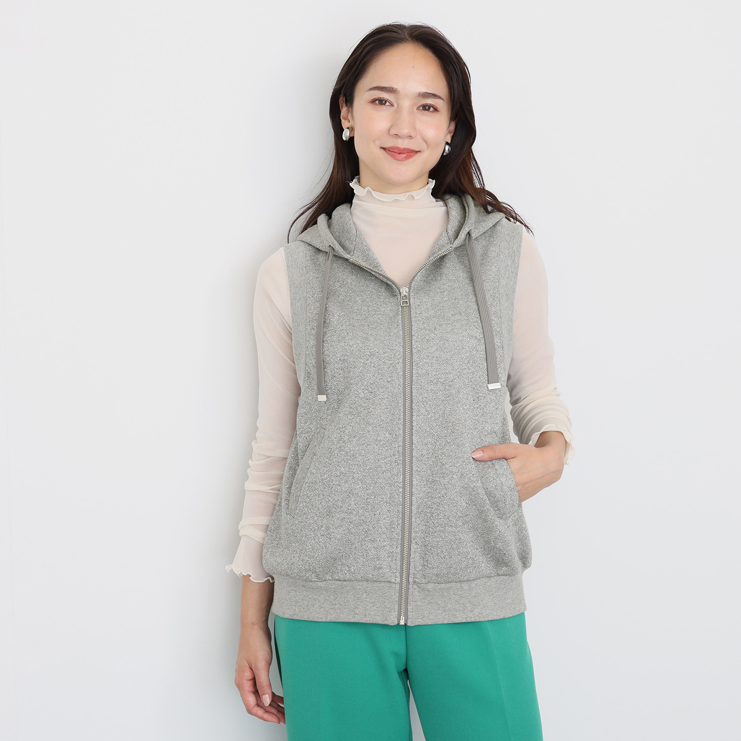 アンリック　オー　ブルー ラメ裏毛 コートインにも使える フーディージレ