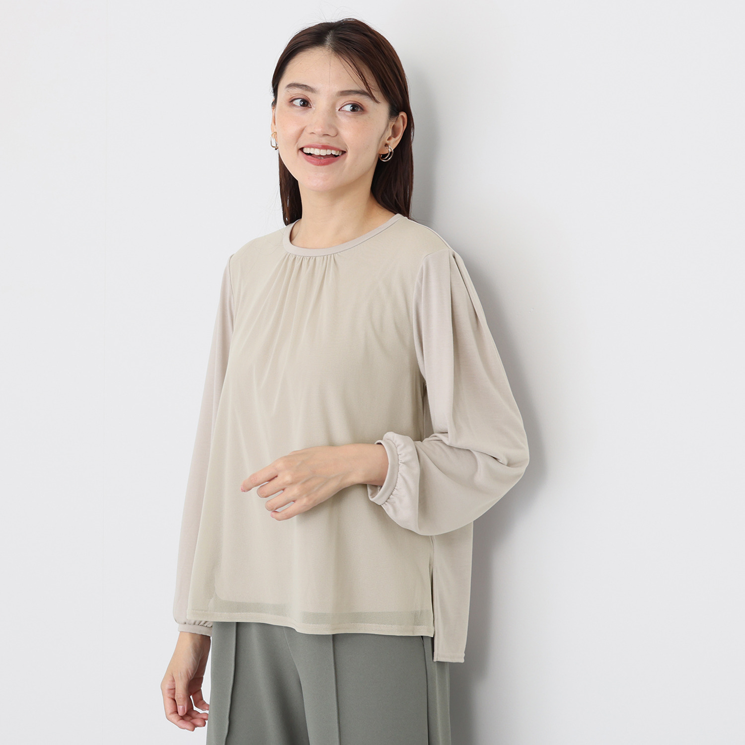 アンリック　オー　ブルー ソフト天竺 チュールレイヤード プルオーバー