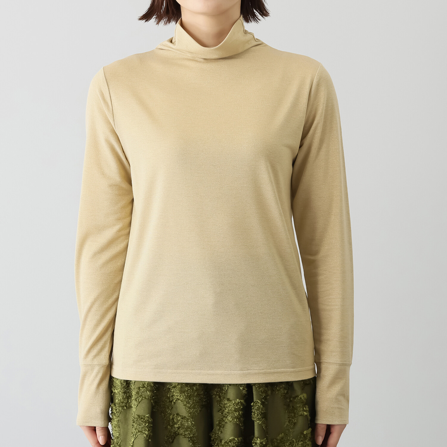 トマケトマ シームレスネック 袖口ボタンアクセント ラメカットソー プルオーバー