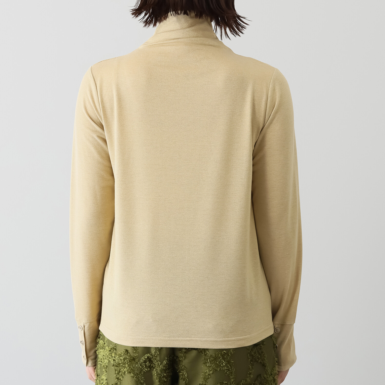 トマケトマ シームレスネック 袖口ボタンアクセント ラメカットソー プルオーバー