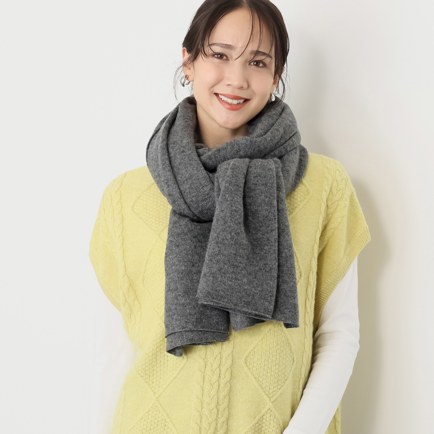 エヌエフ 自社牧場で育った ウール１００％ ニットストール