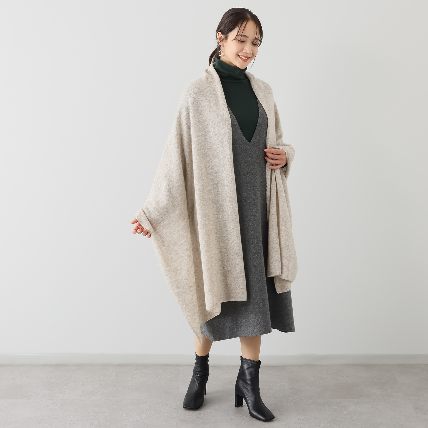 エヌエフ 自社牧場で育った ウール１００％ ニットストール