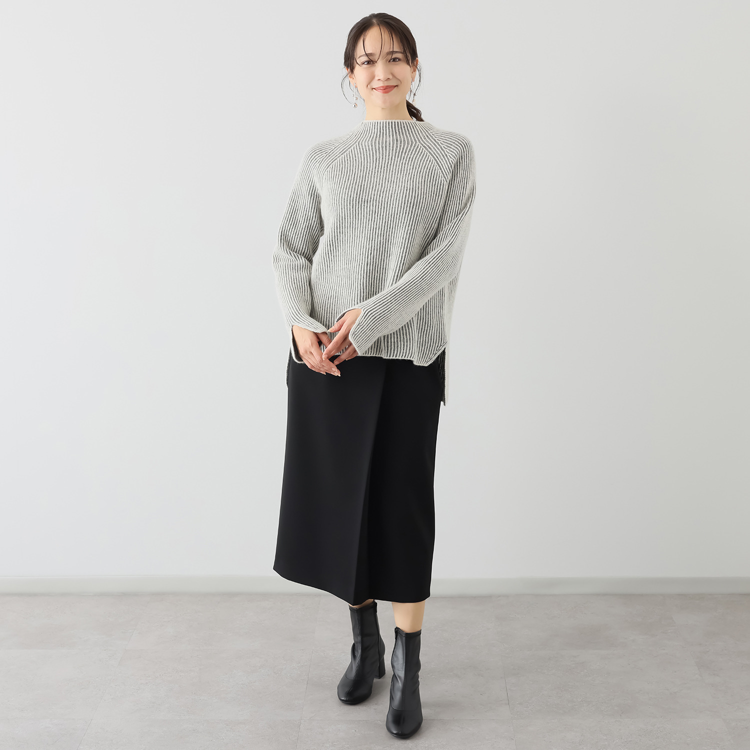 エヌエフ 自社牧場で育った ウール１００％ 畦編プルオーバー