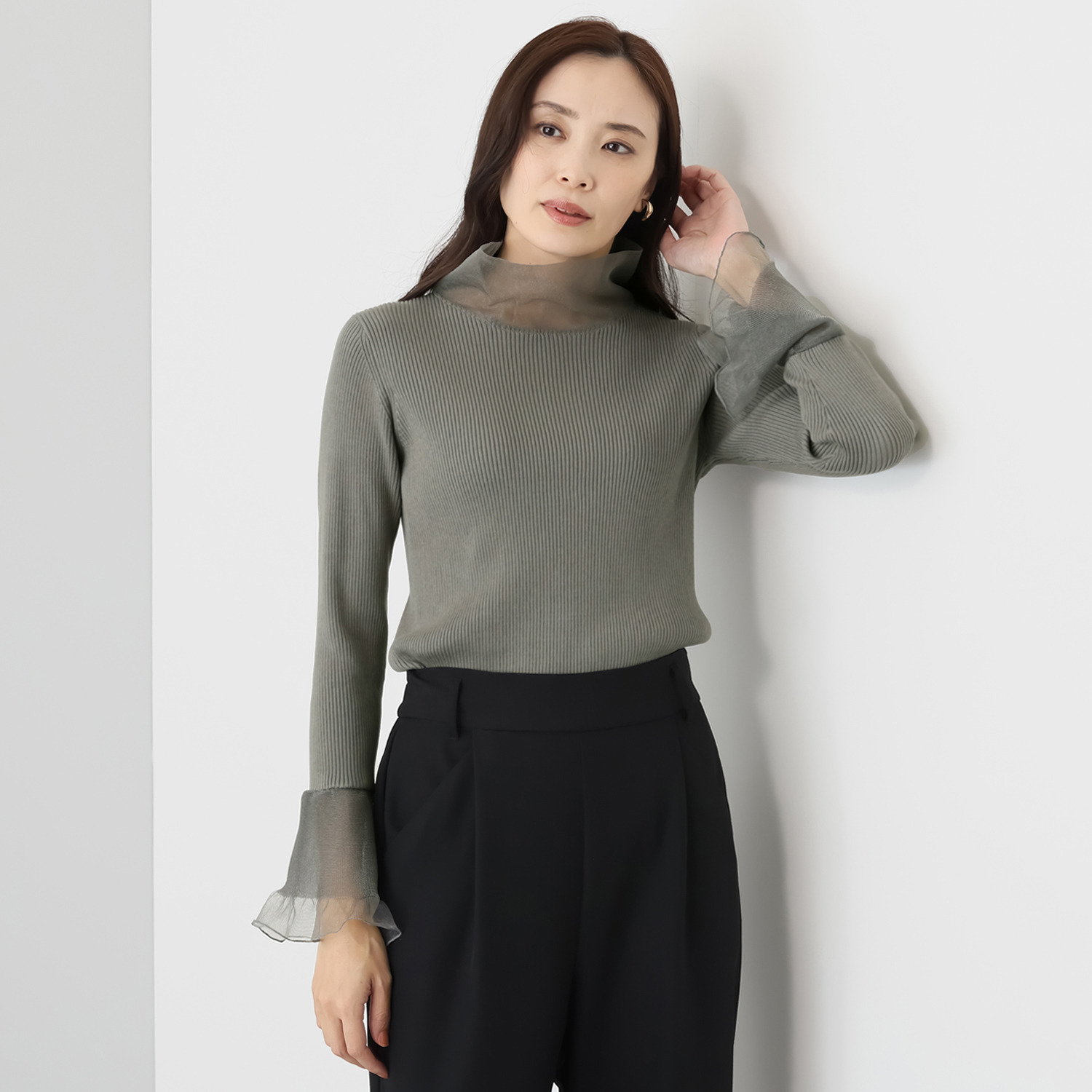 ミューリエ レディな華やぎを日常に シアーベルスリーブ ニットプルオーバー