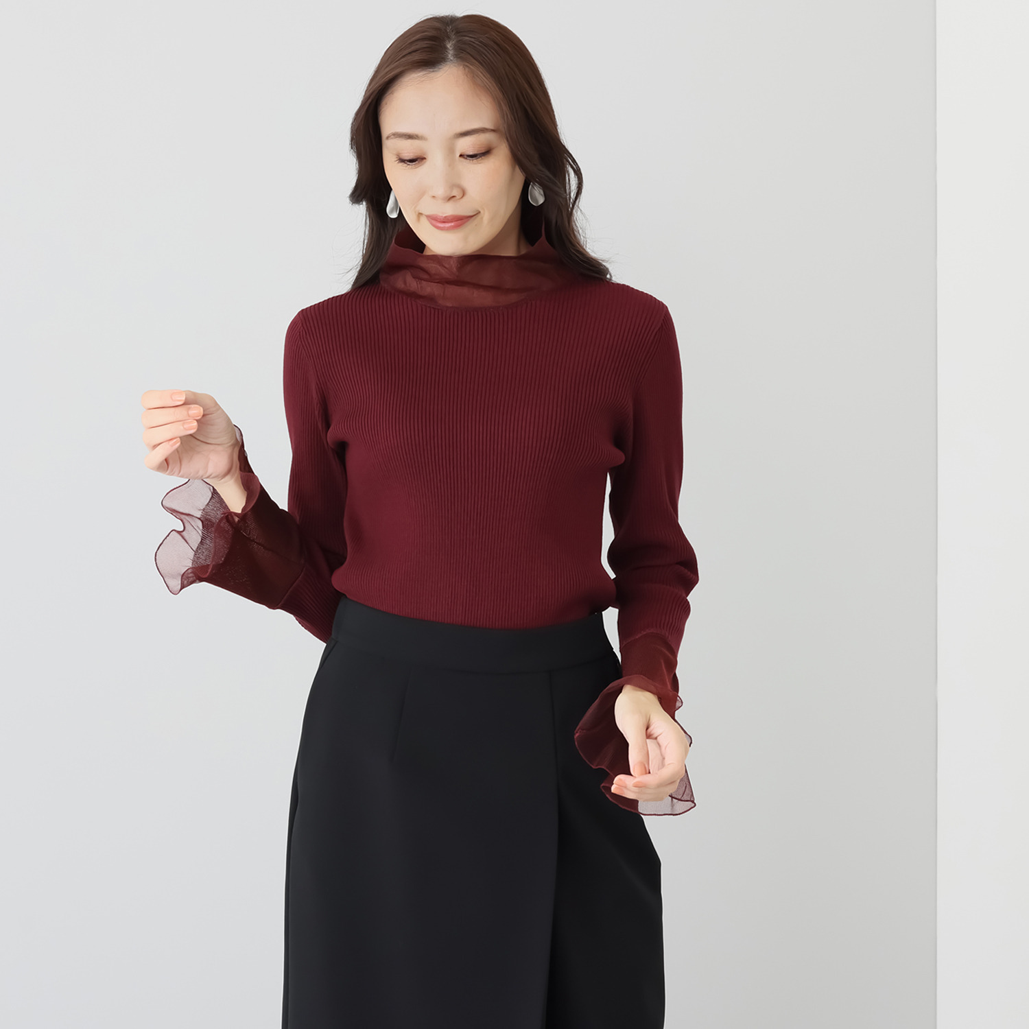 ミューリエ レディな華やぎを日常に シアーベルスリーブ ニットプルオーバー