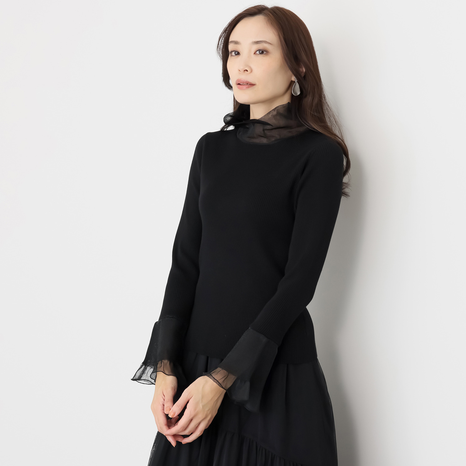 ミューリエ レディな華やぎを日常に シアーベルスリーブ ニットプルオーバー