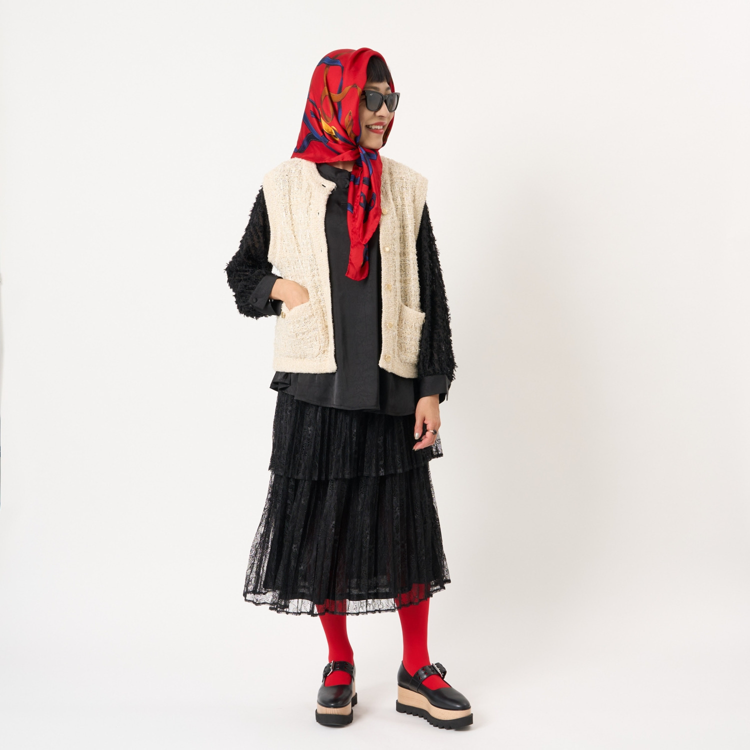 ミューリエ レトロで新しい ツイード見えニットジレ