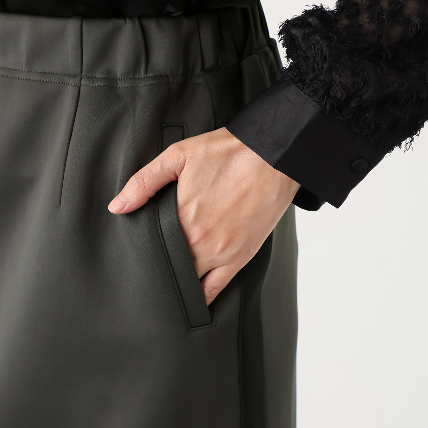 ミューリエ 大人フェミニンな スポーティーミックス サイドラインスカート