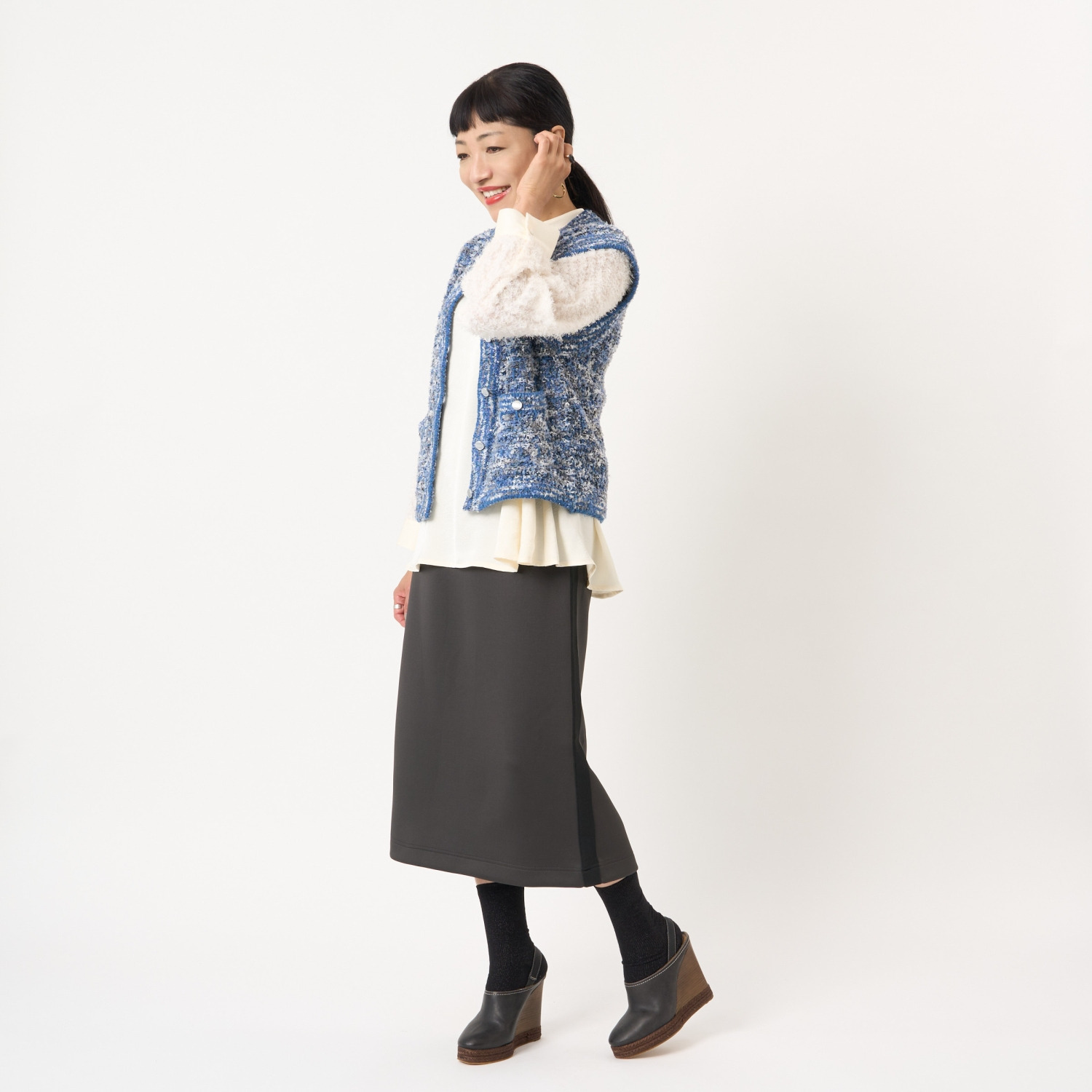 ミューリエ 大人フェミニンな スポーティーミックス サイドラインスカート