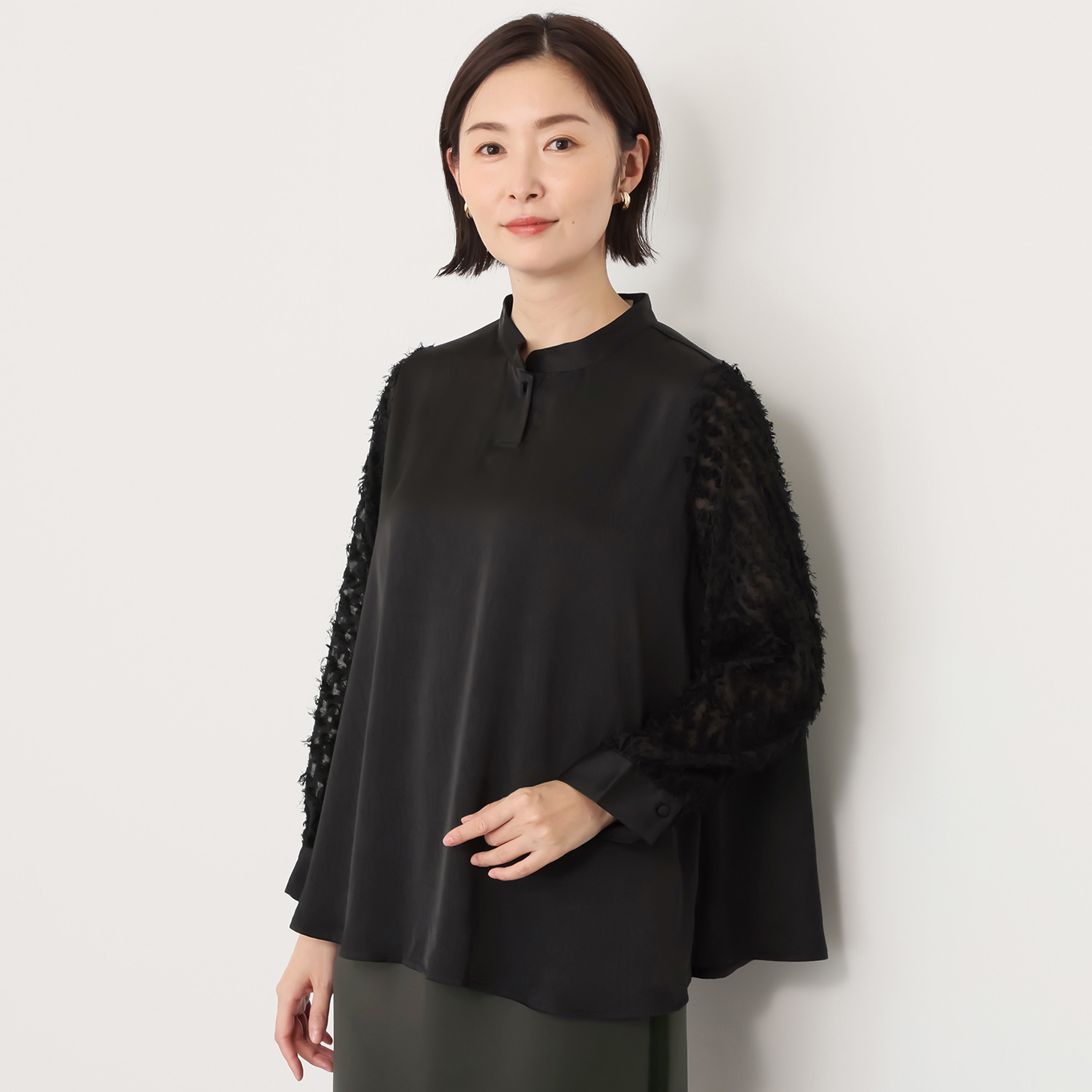 ミューリエ つやっ、とろっ、ふわっの ３重奏 異素材コンビブラウス