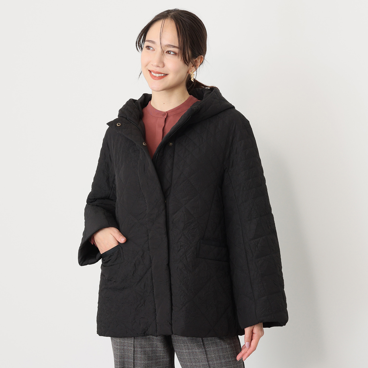 元町ゼラール ワッシャータフタ グラデーションキルト ミドル丈フーディーコート