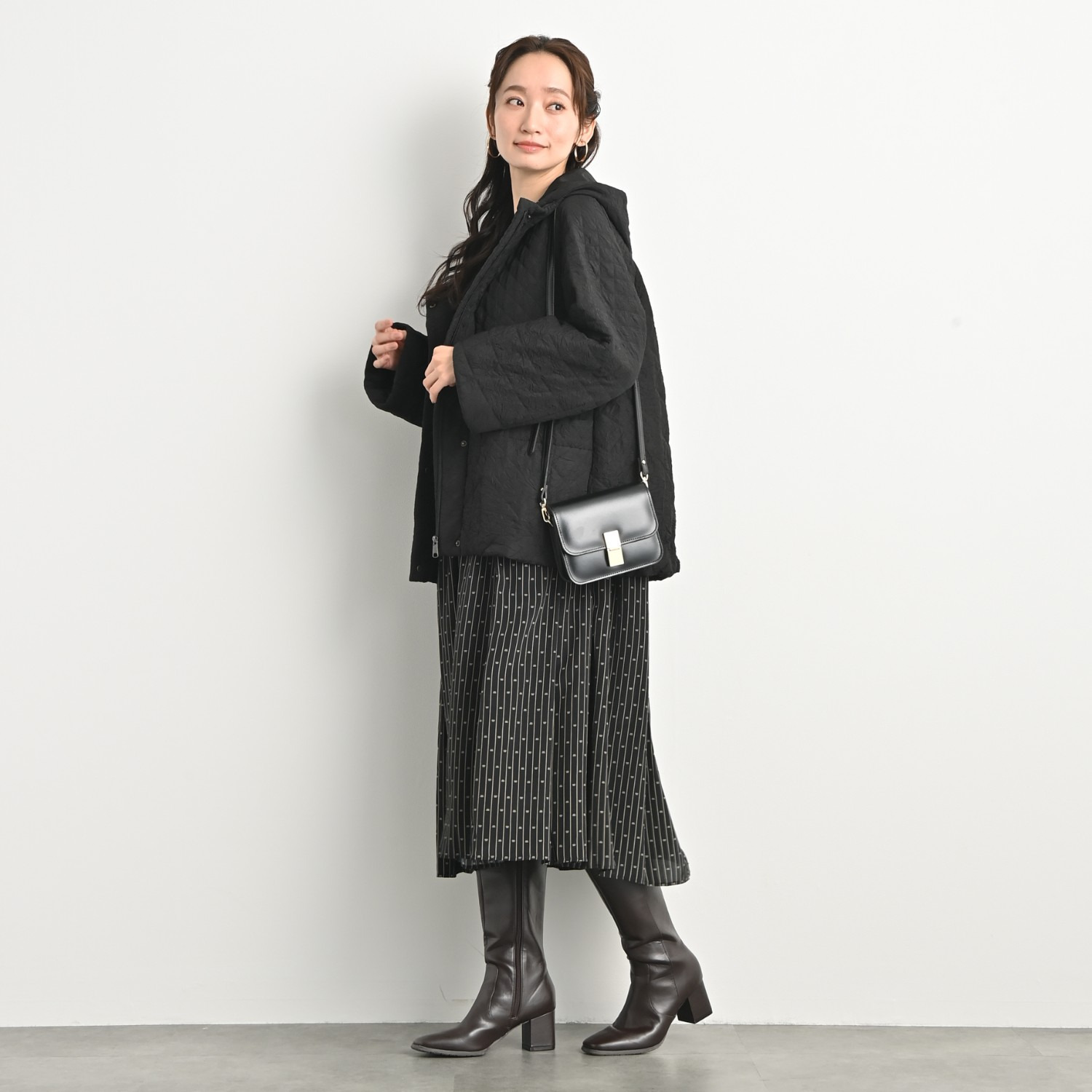 元町ゼラール ワッシャータフタ グラデーションキルト ミドル丈フーディーコート