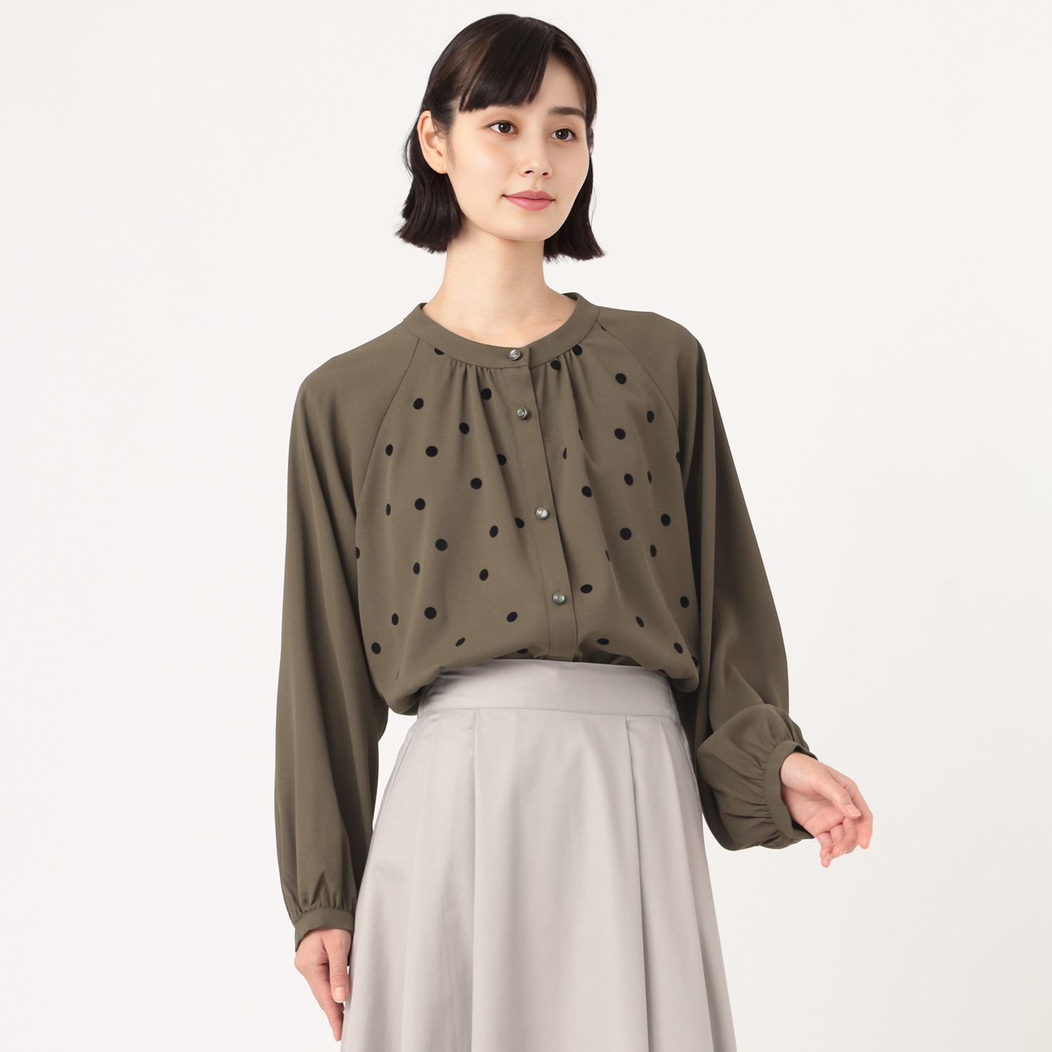 アリュメット ドットフロッキーブラウス