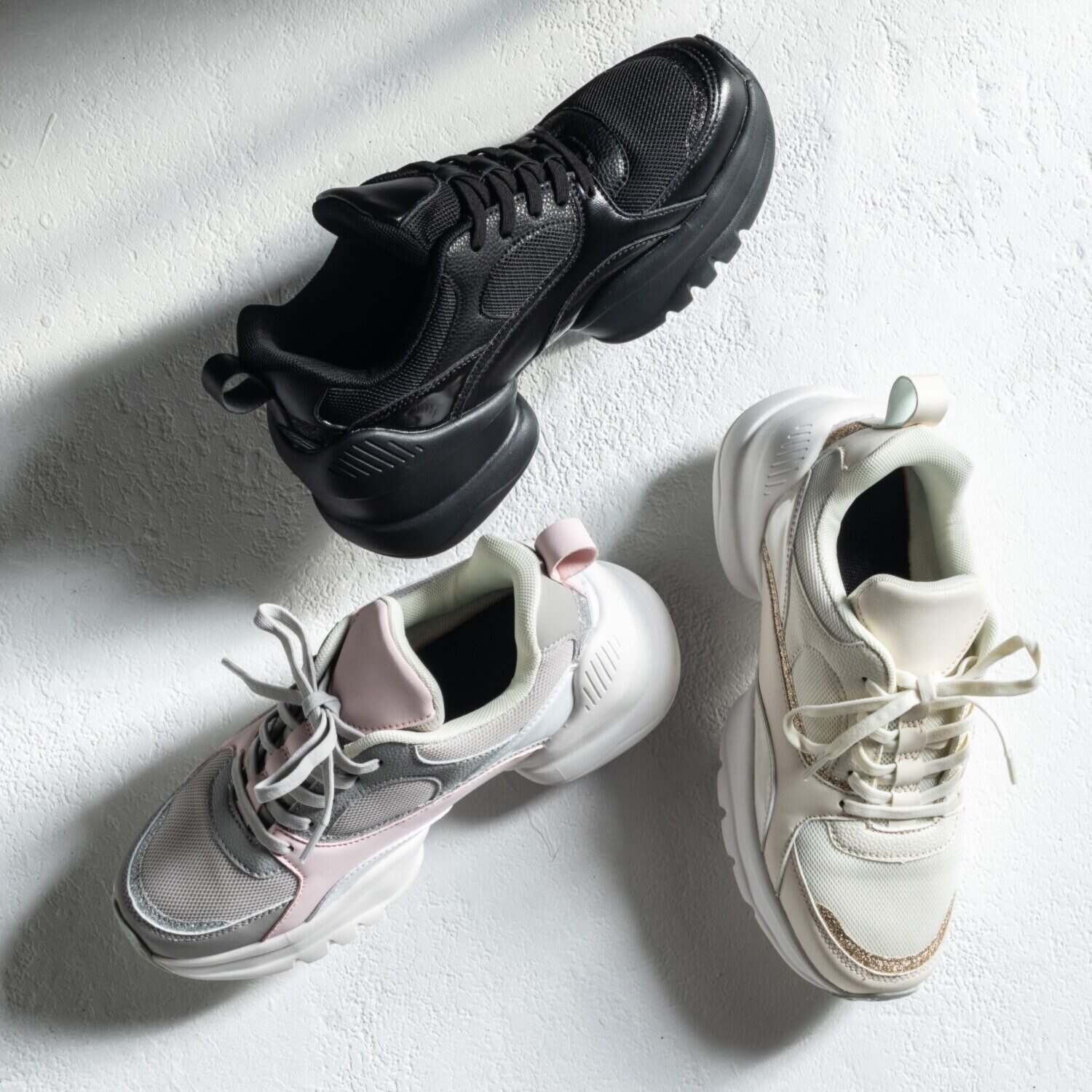 弾んで楽しく歩ける 全身健康フロウストレッチ スニーカー