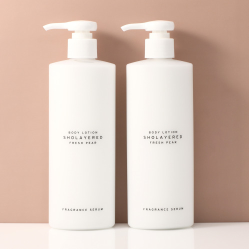 ショーレイヤード　さりげなくふわりと香る　ハリツヤ潤い肌へ導く　ボディローション　"フレッシュペア"　デビュー２本セット